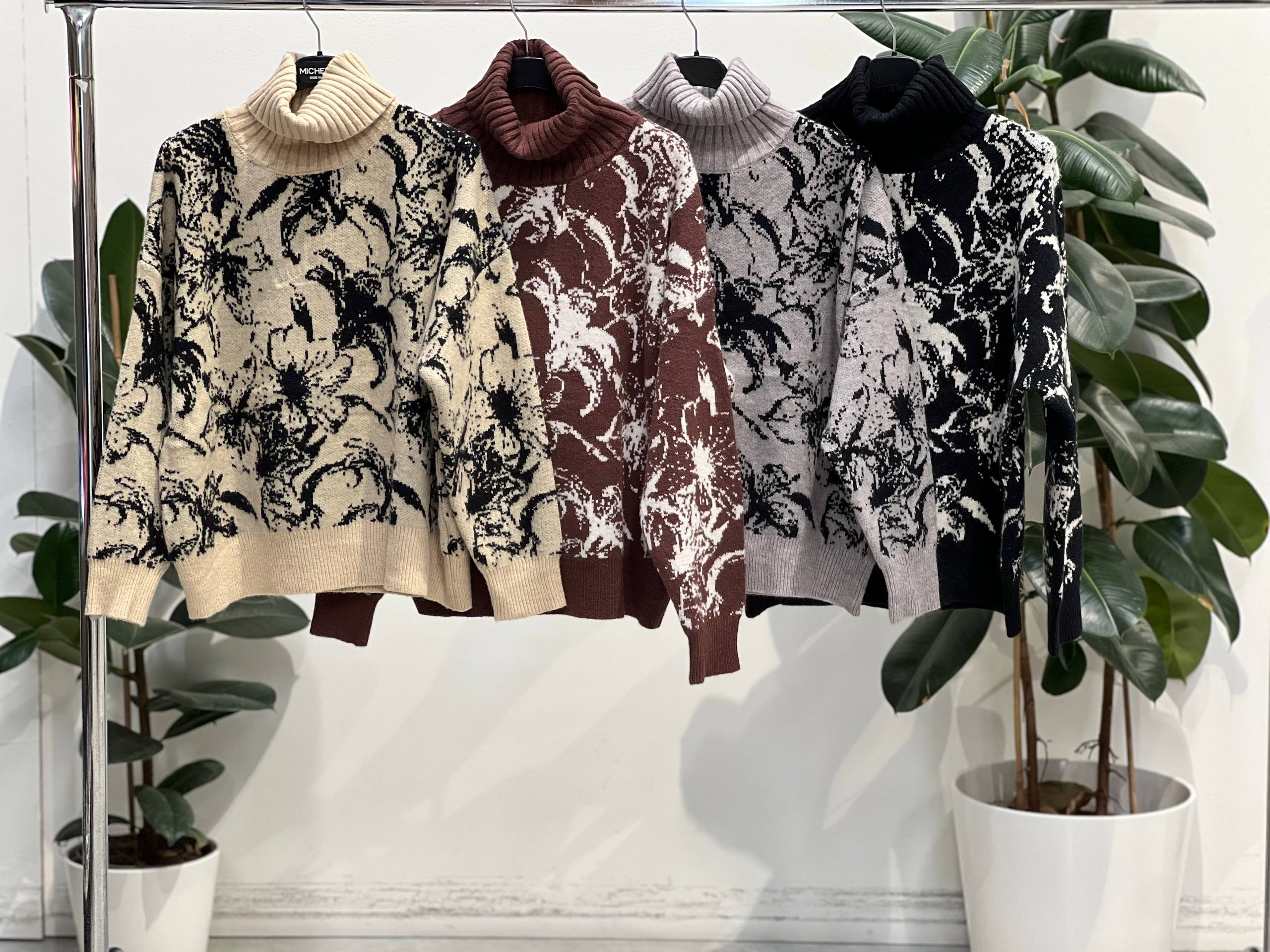 Amelie Follies (Michelle)