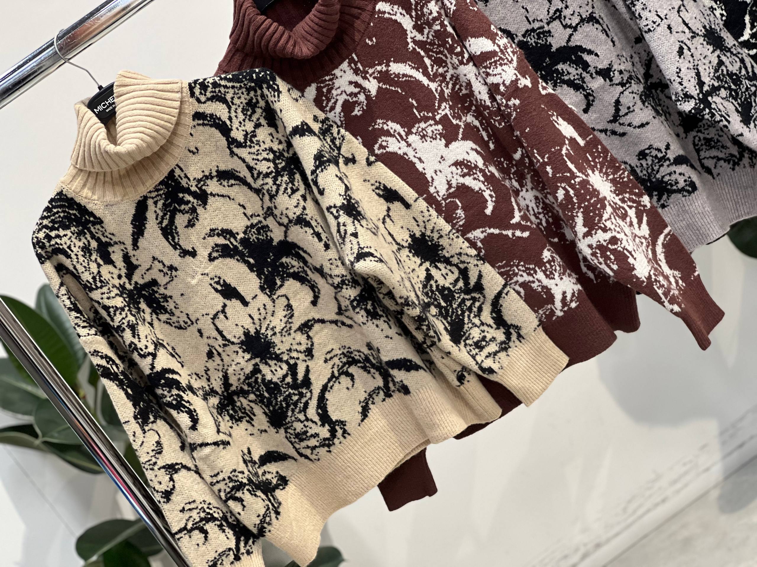 Amelie Follies (Michelle)