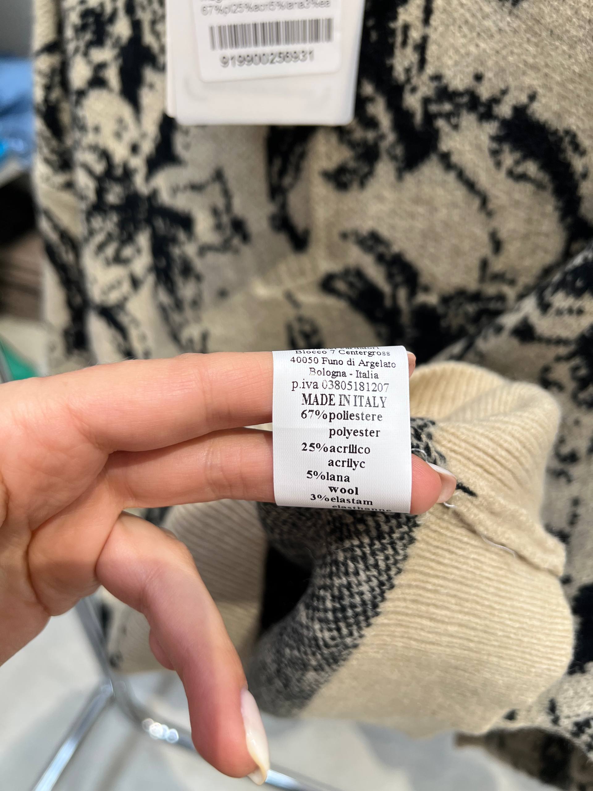 Amelie Follies (Michelle)