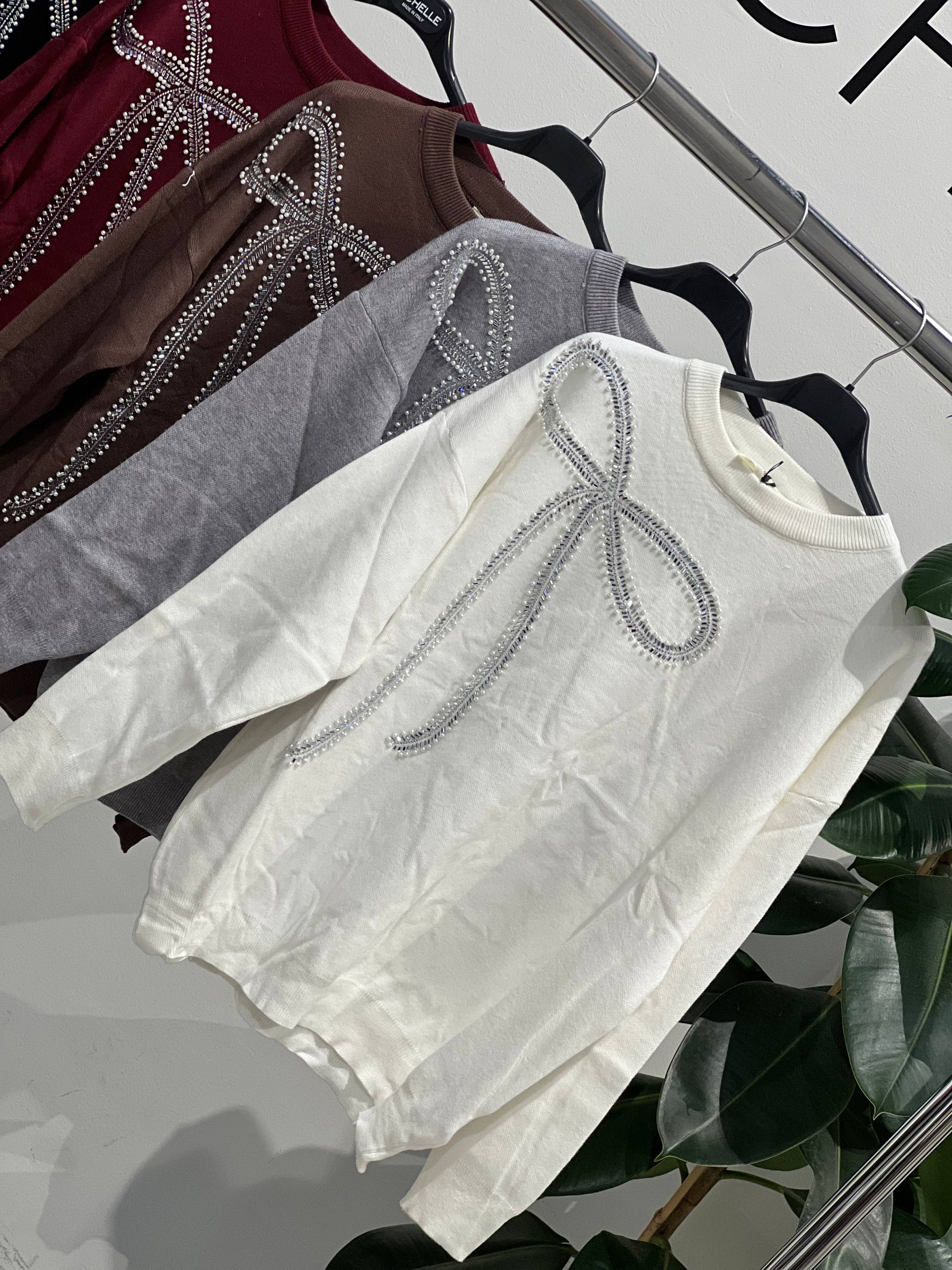 Amelie Follies (Michelle)