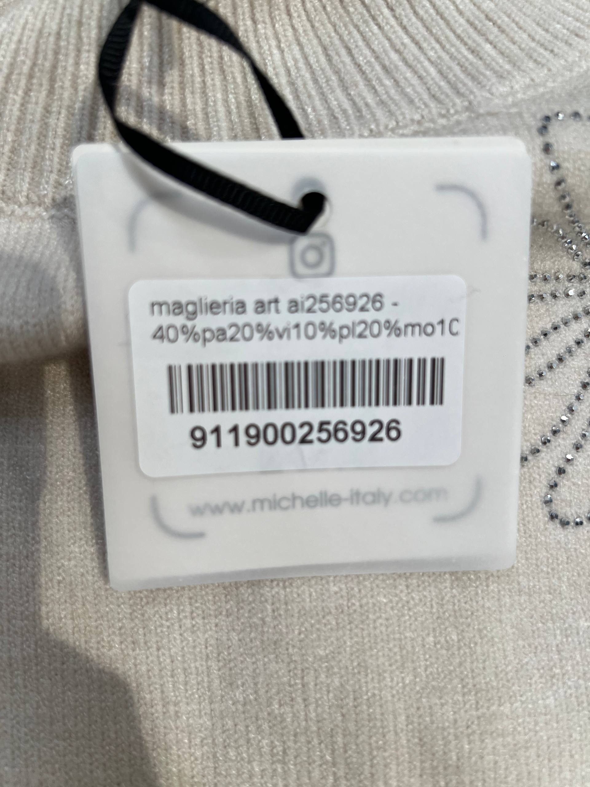 Amelie Follies (Michelle)