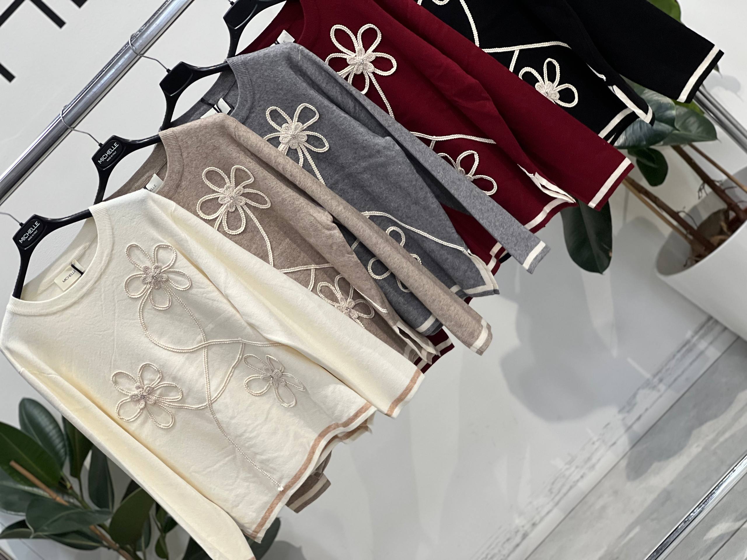 Amelie Follies (Michelle)