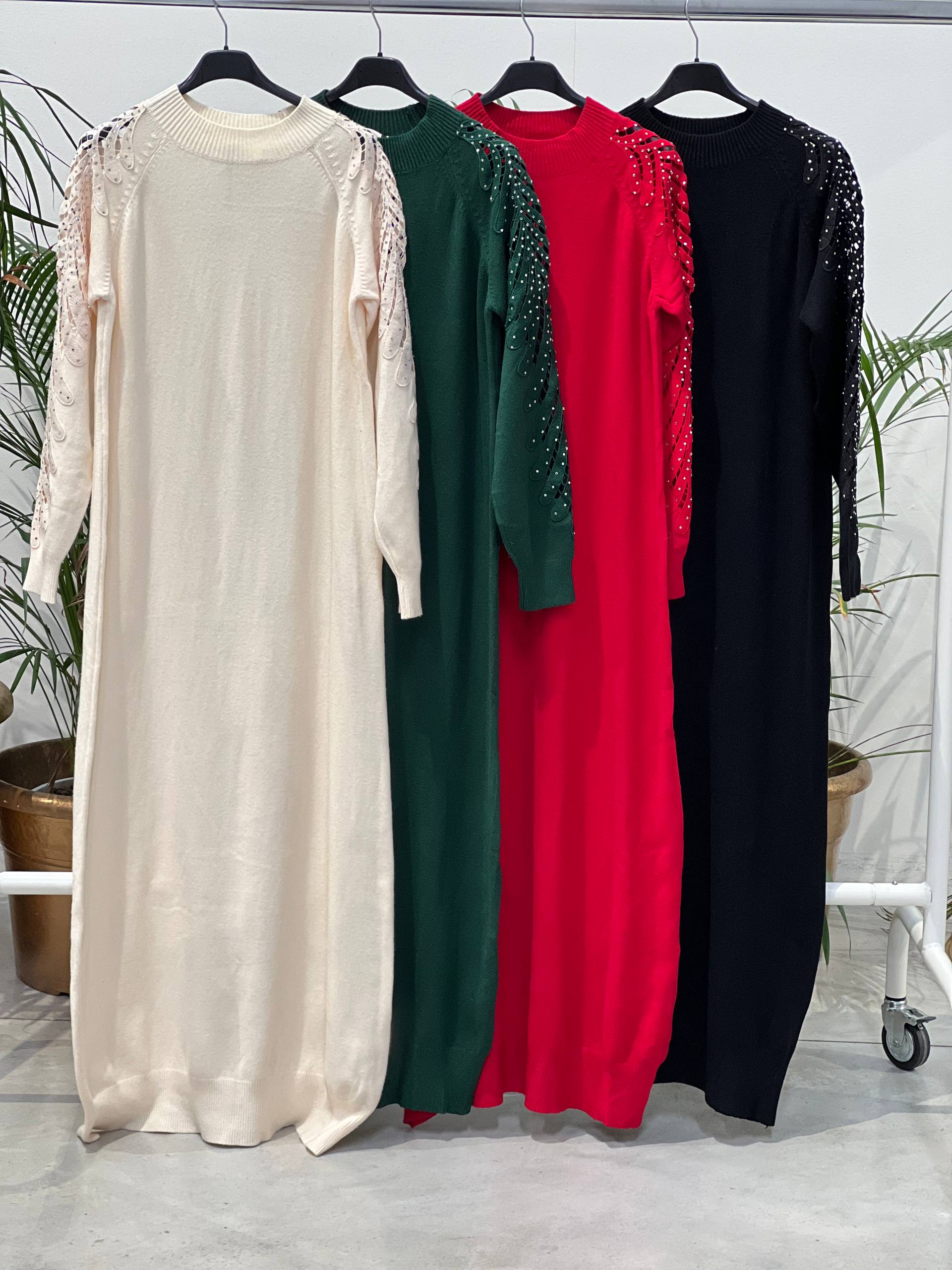 Amelie Follies (Michelle)