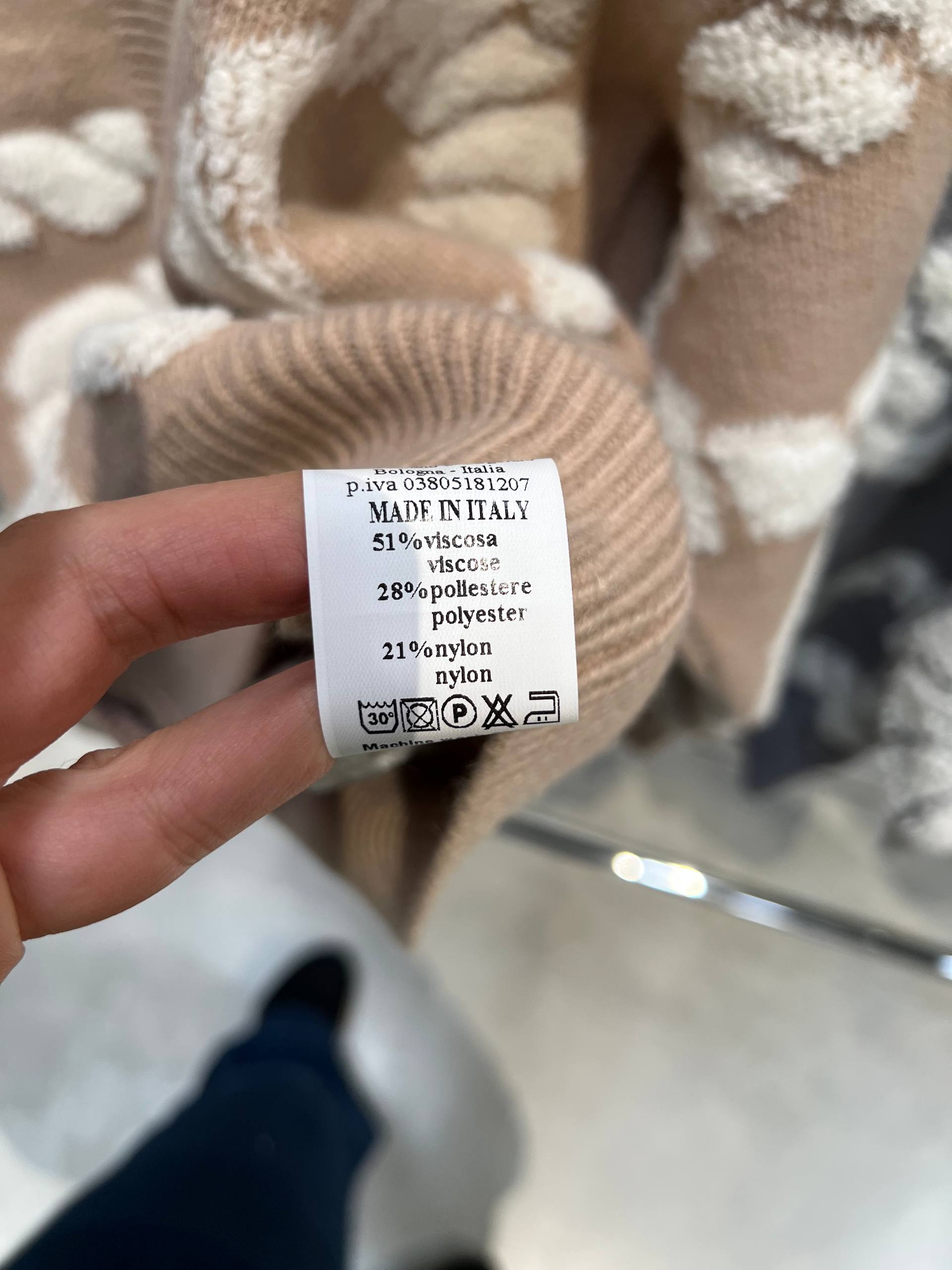 Amelie Follies (Michelle)