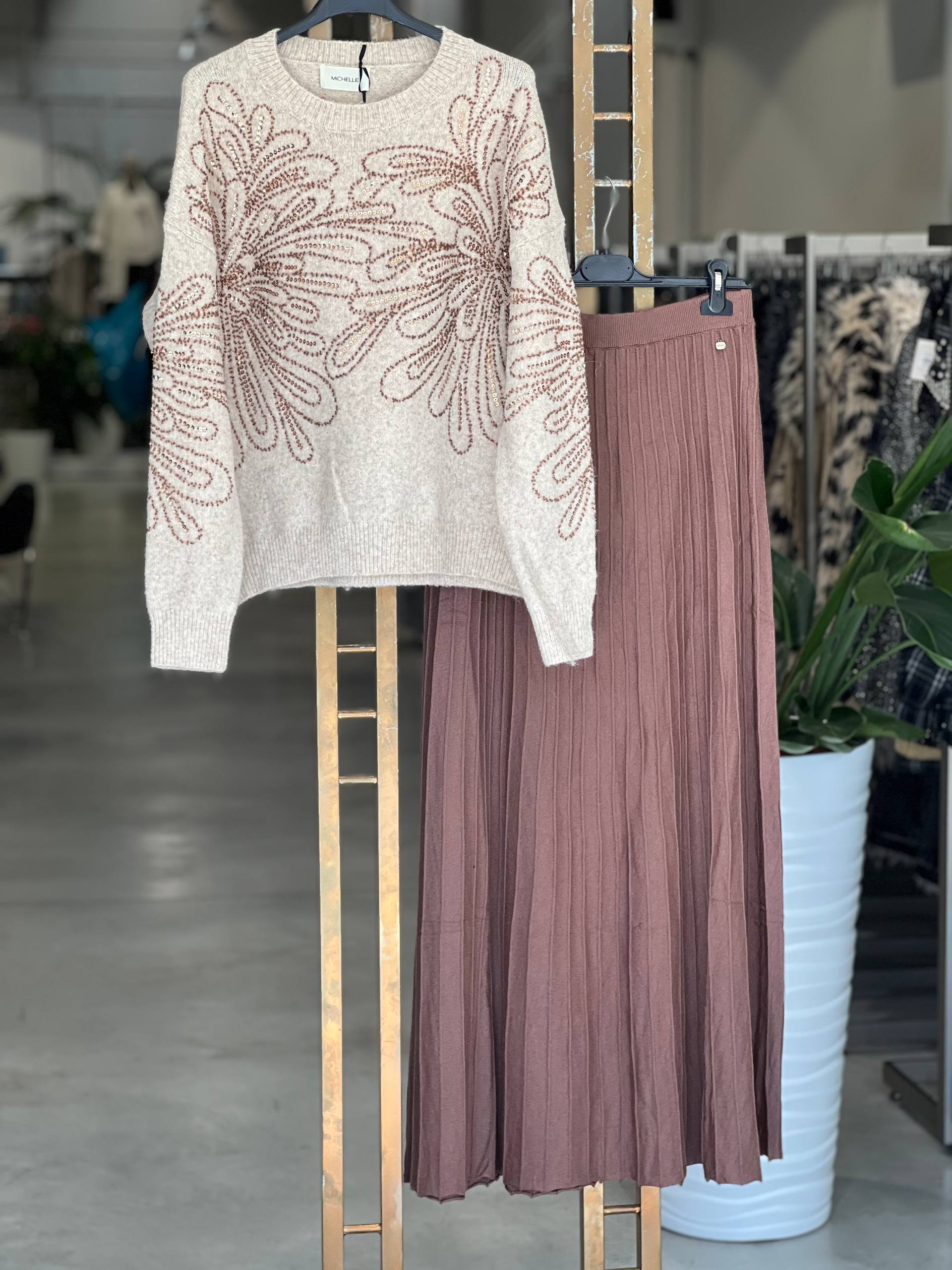 Amelie Follies (Michelle)