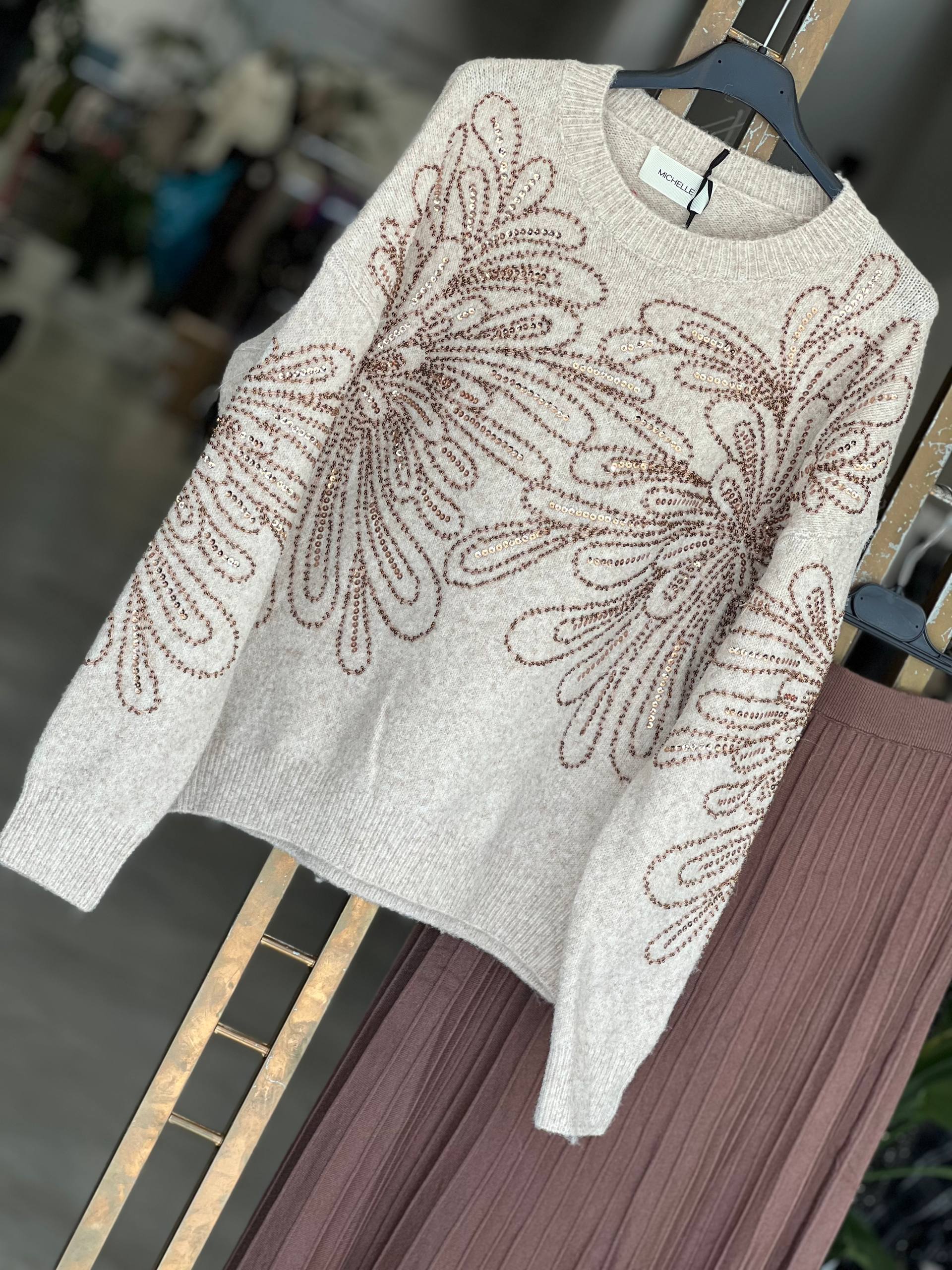 Amelie Follies (Michelle)