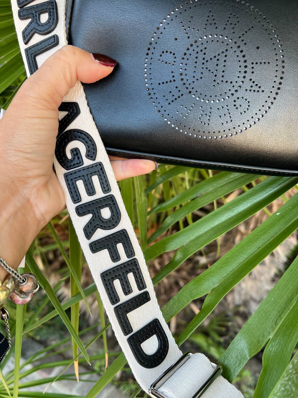 Outlet Фото Outlet