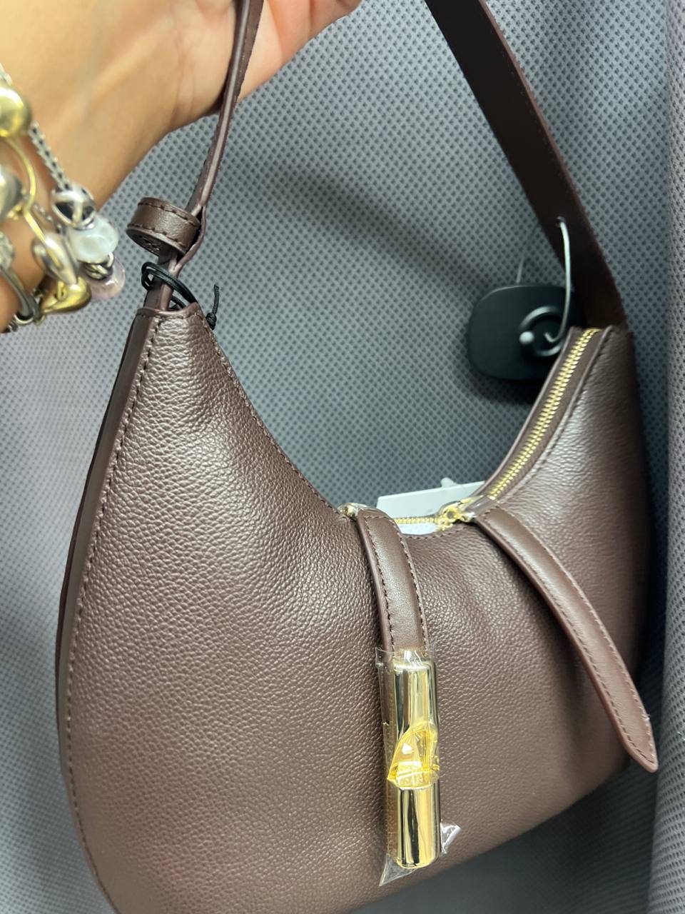 Outlet Фото Outlet