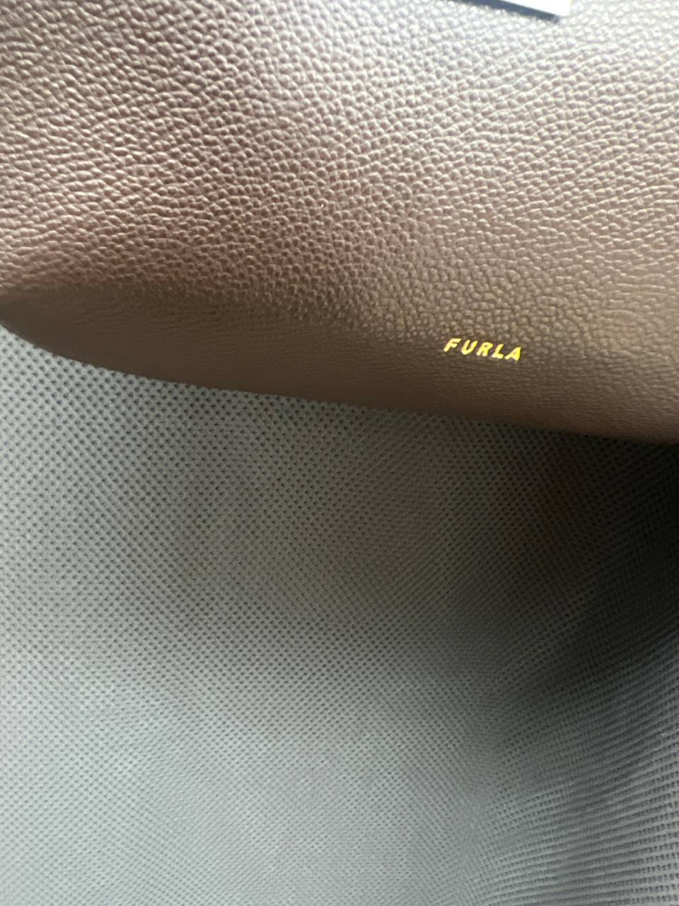 Outlet Фото Outlet