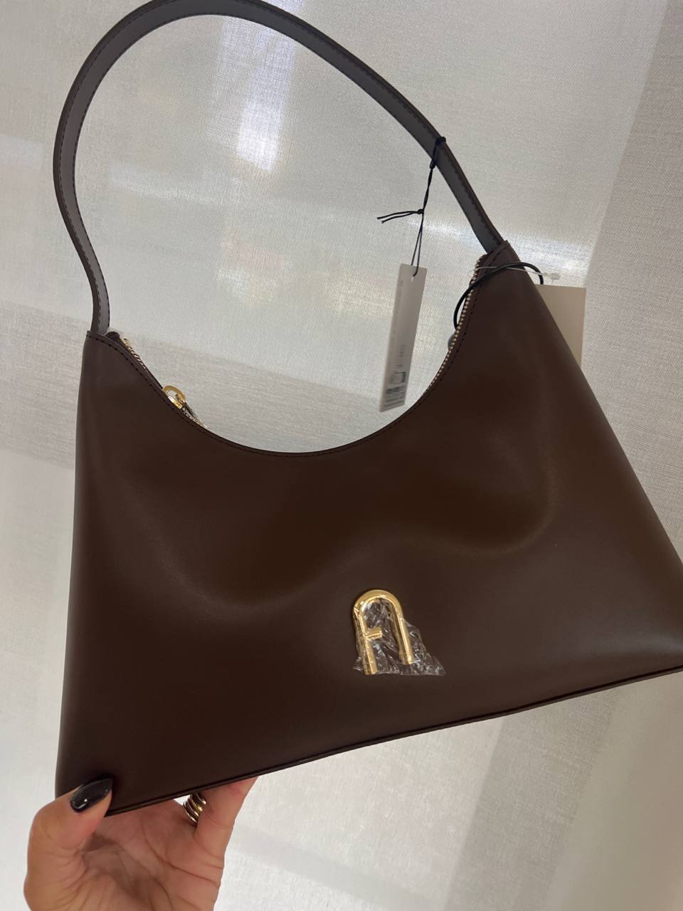 Outlet Фото Outlet