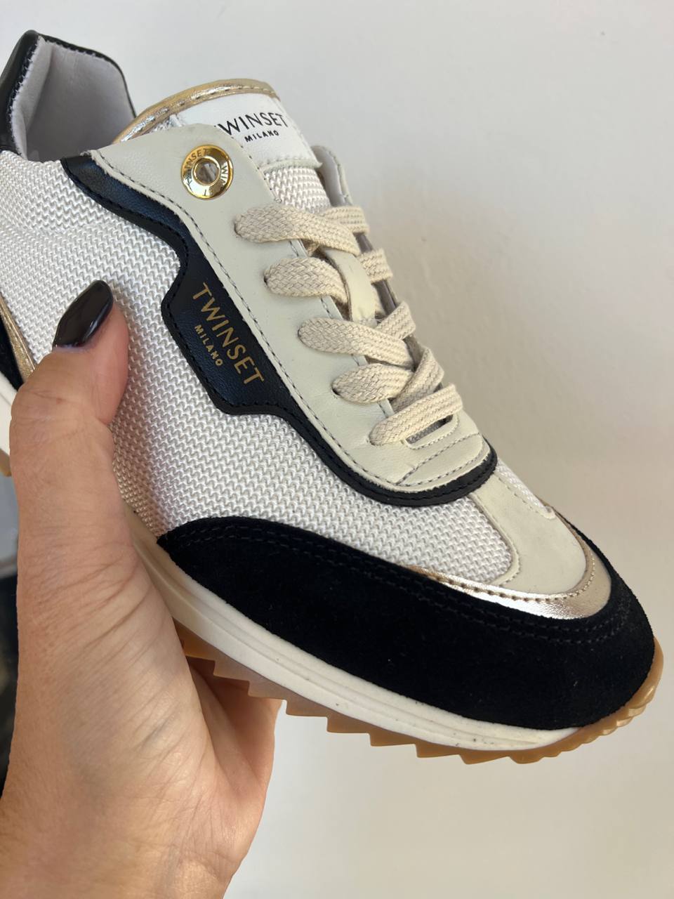 Outlet Фото Outlet