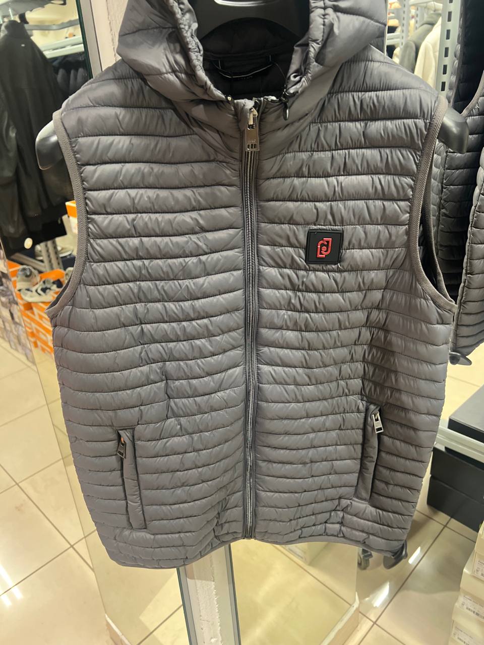 Outlet Фото Outlet