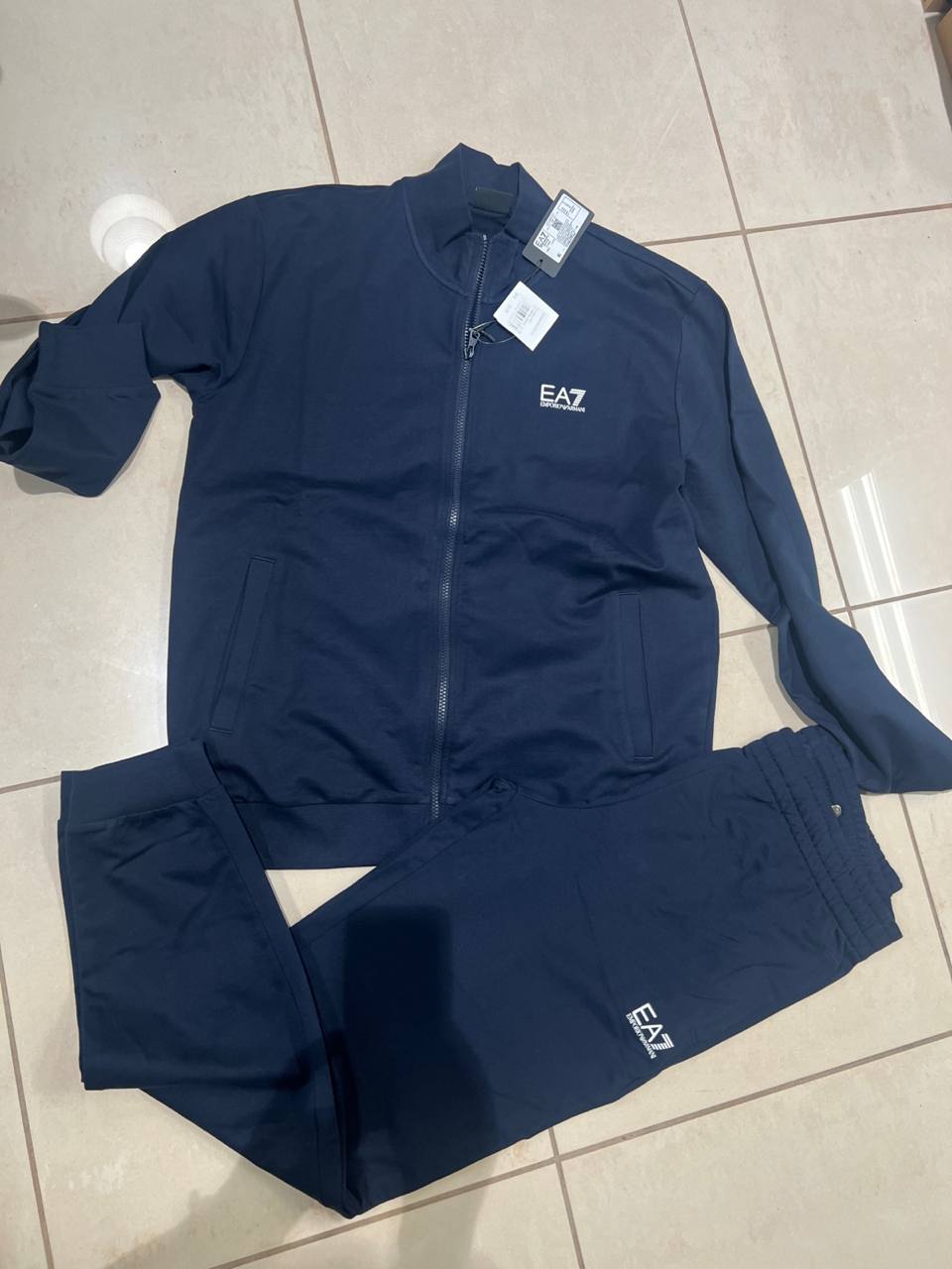 Outlet Фото Outlet