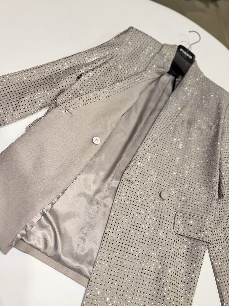 Outlet Фото Outlet