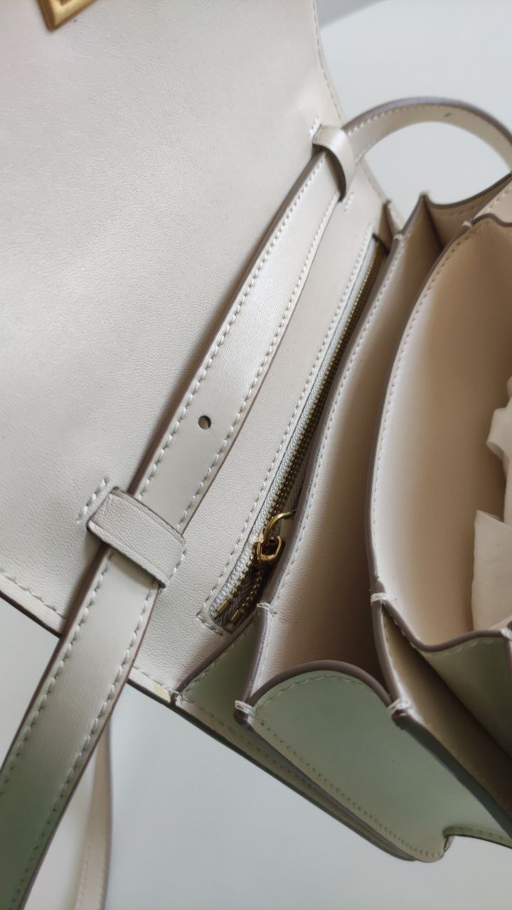 Фото High Garden Сумки