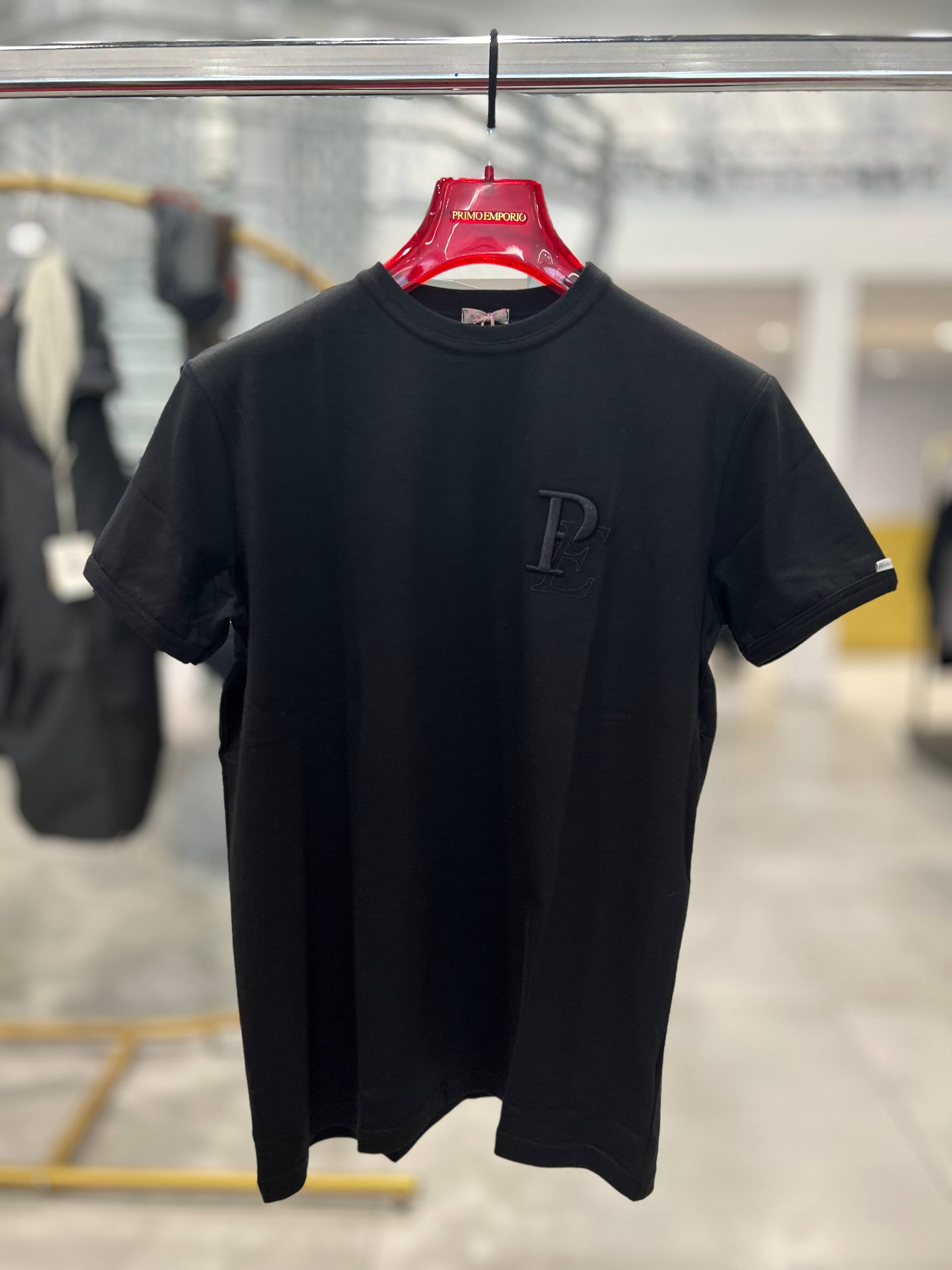 Primo Emporio Фото Primo Emporio