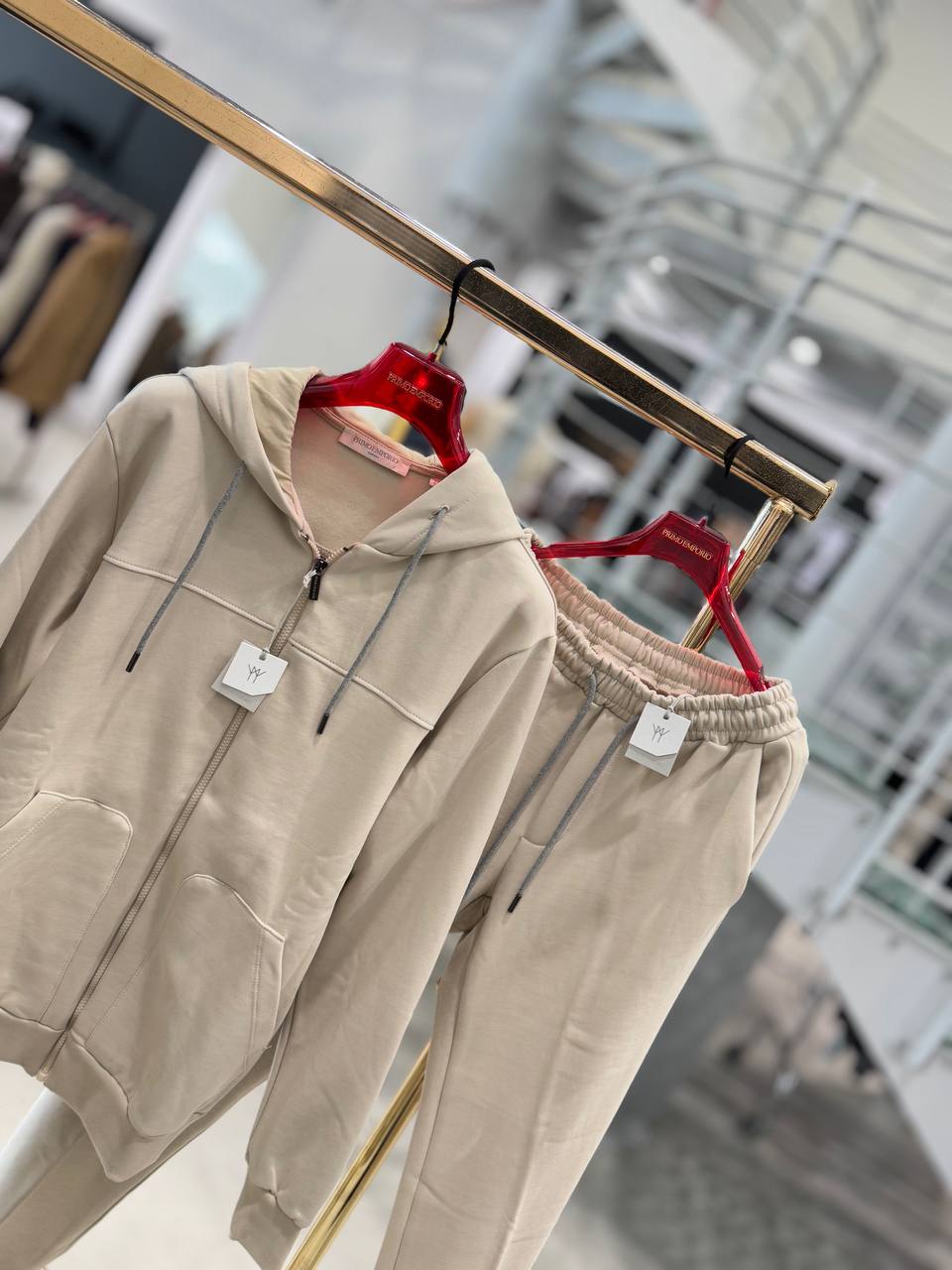 Primo Emporio Фото Primo Emporio