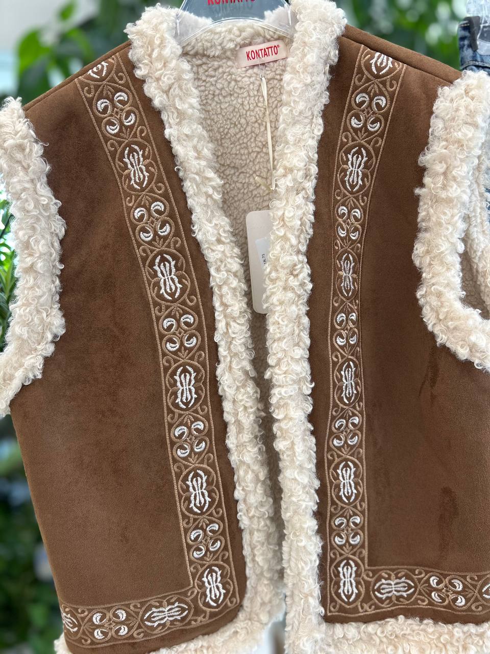 Kontatto Фото Kontatto