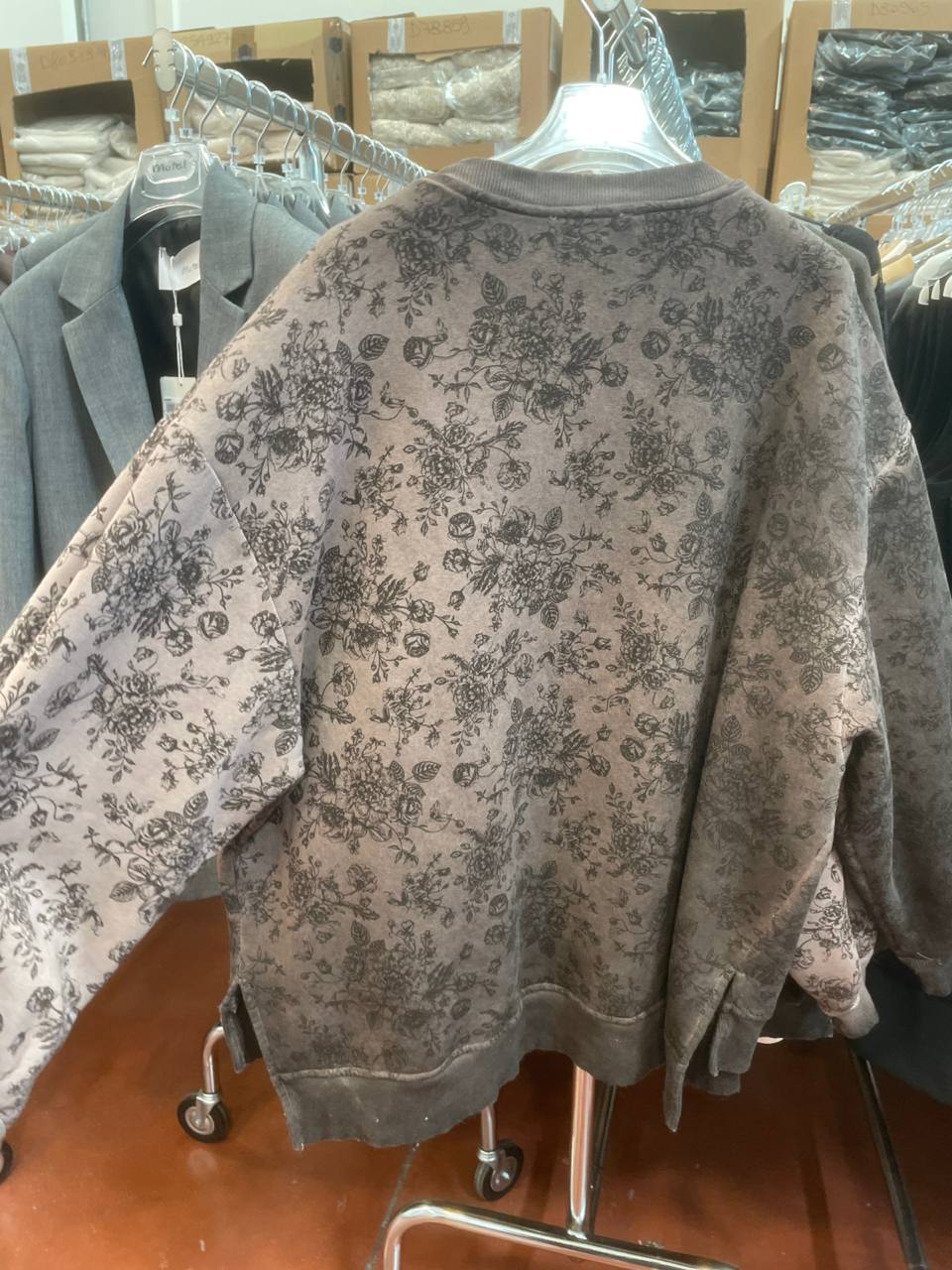 Adora Фото Adora