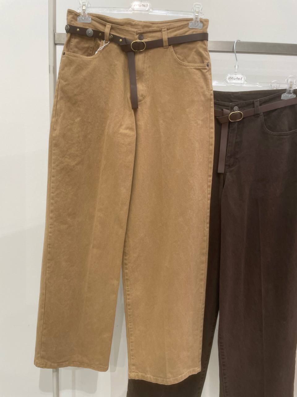 Adora Фото Adora