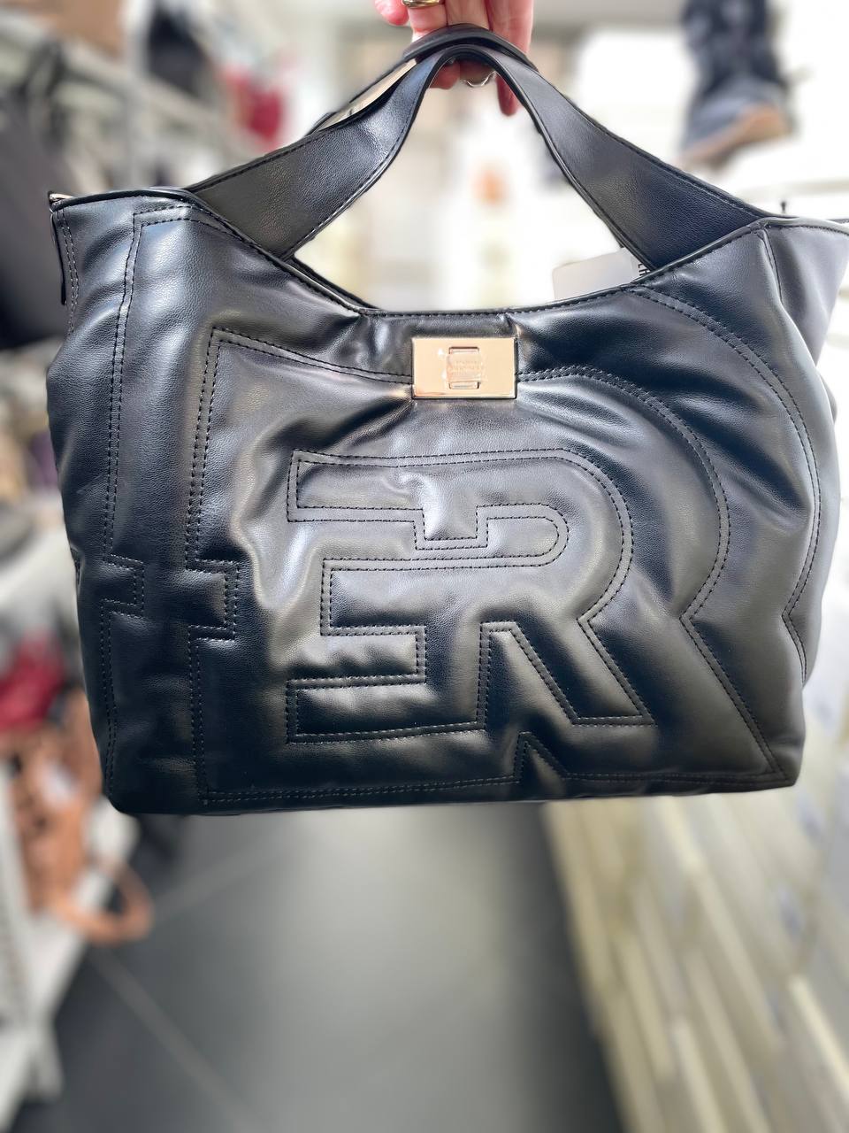 Фото Roberto Serpentini