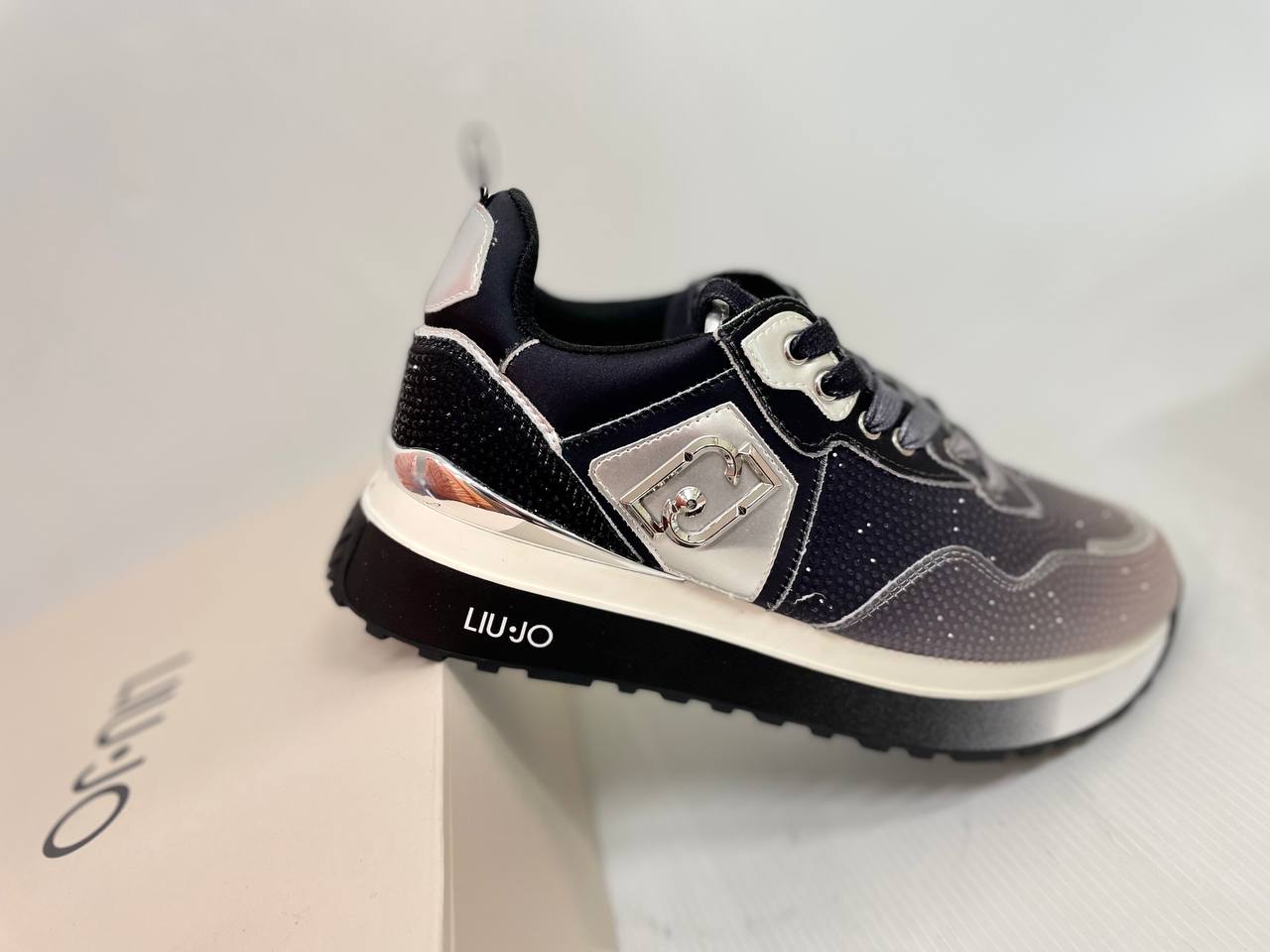 Фото Roberto Serpentini