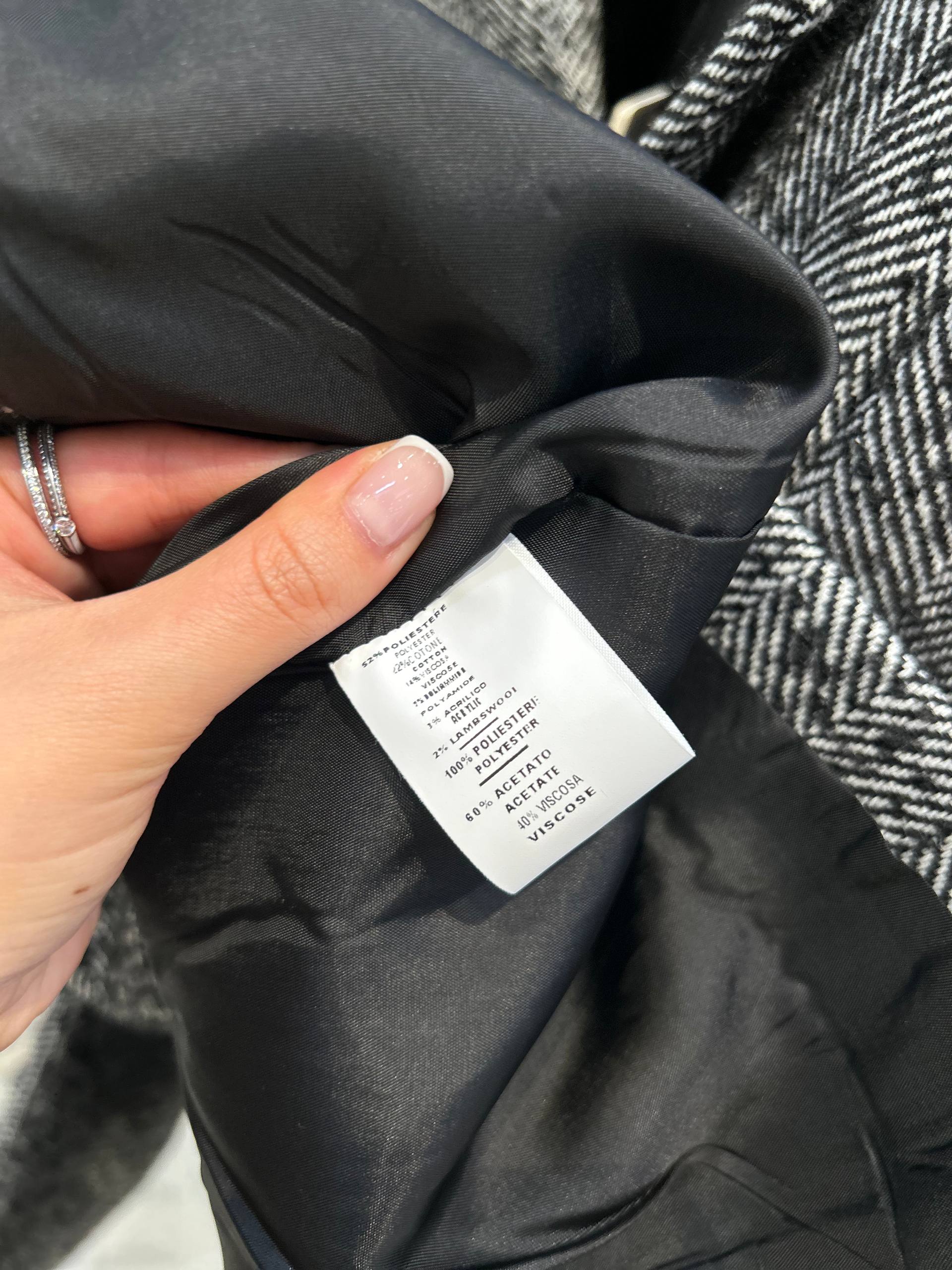 Фото Tensione in