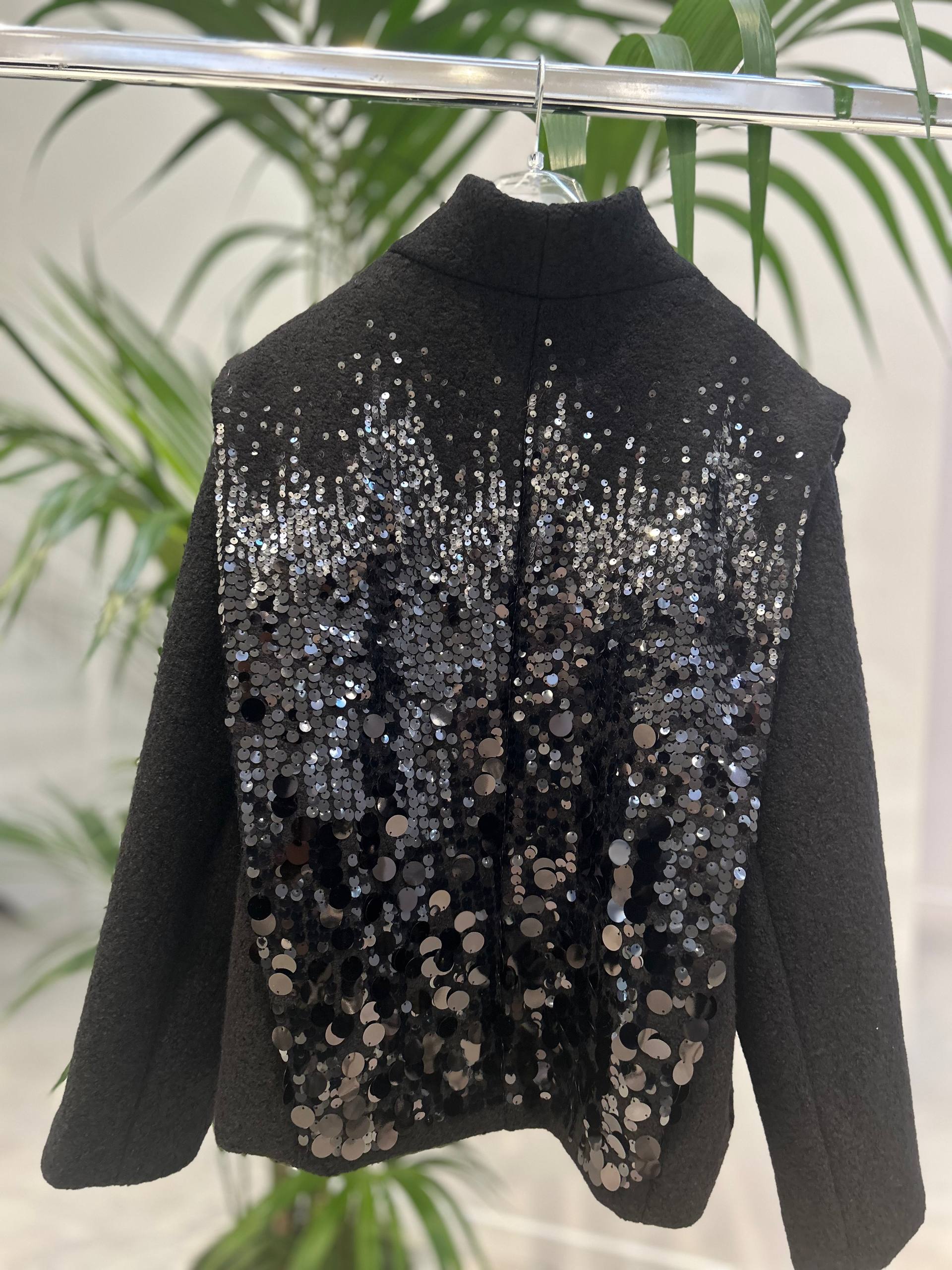 Фото Tensione in