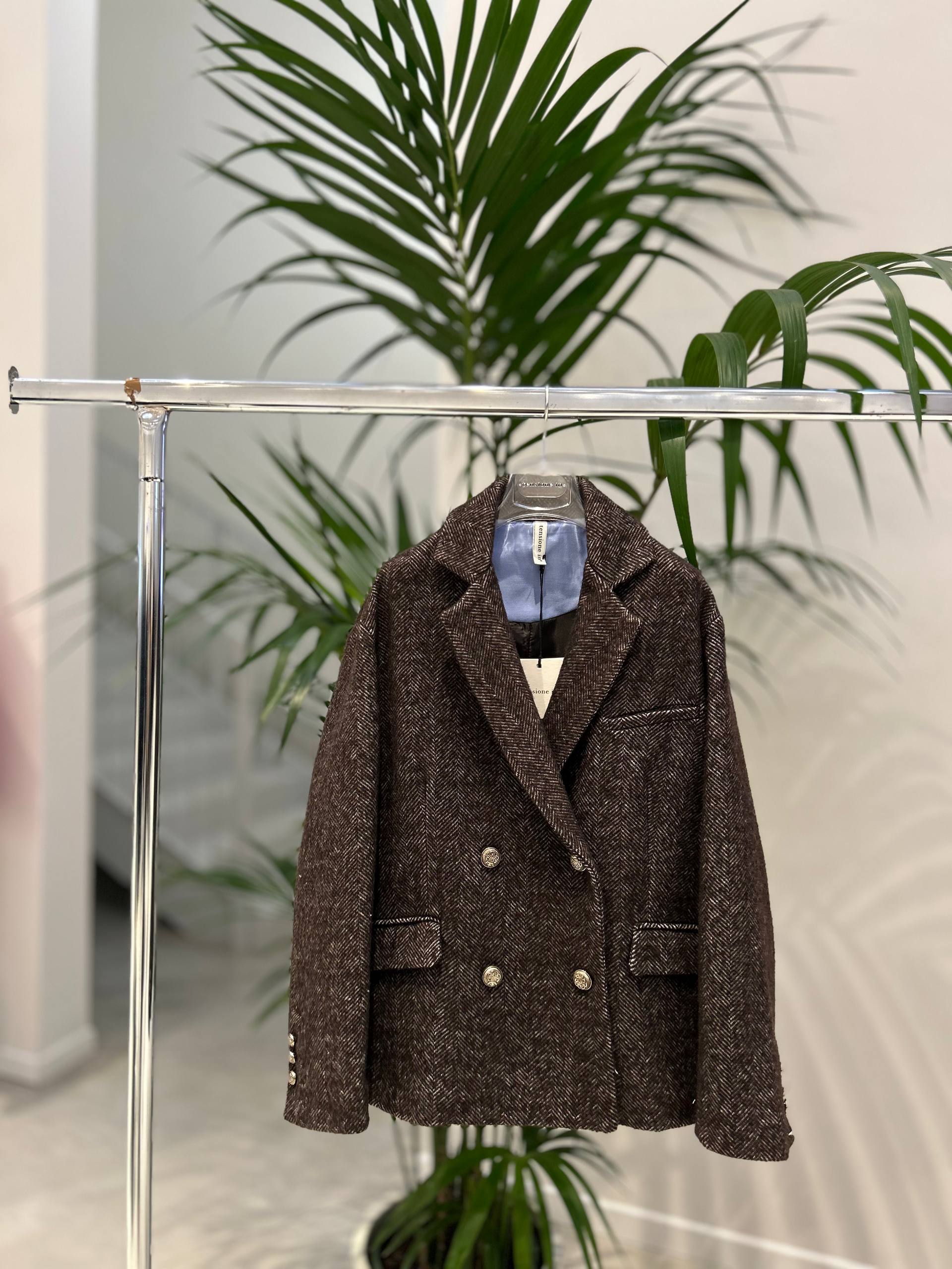 Фото Tensione in