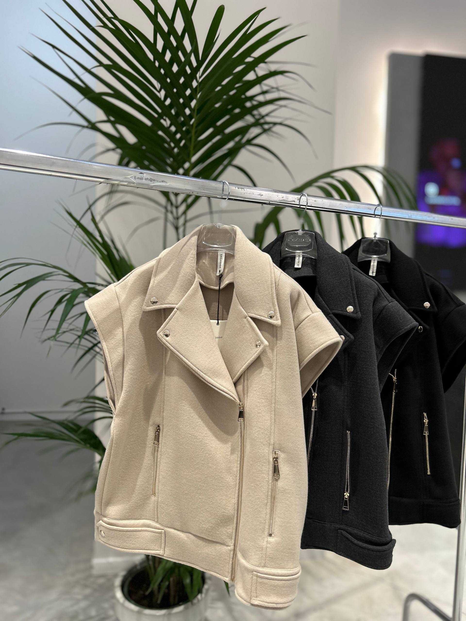 Фото Tensione in