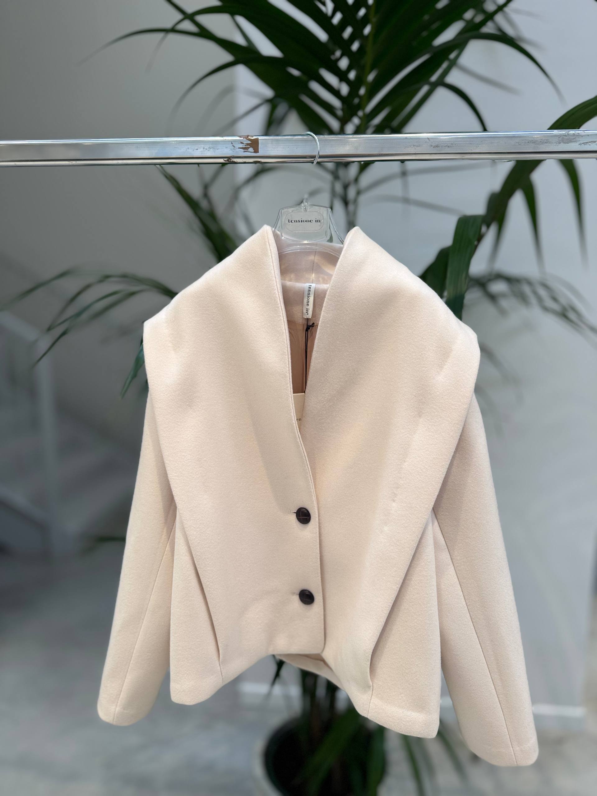 Фото Tensione in