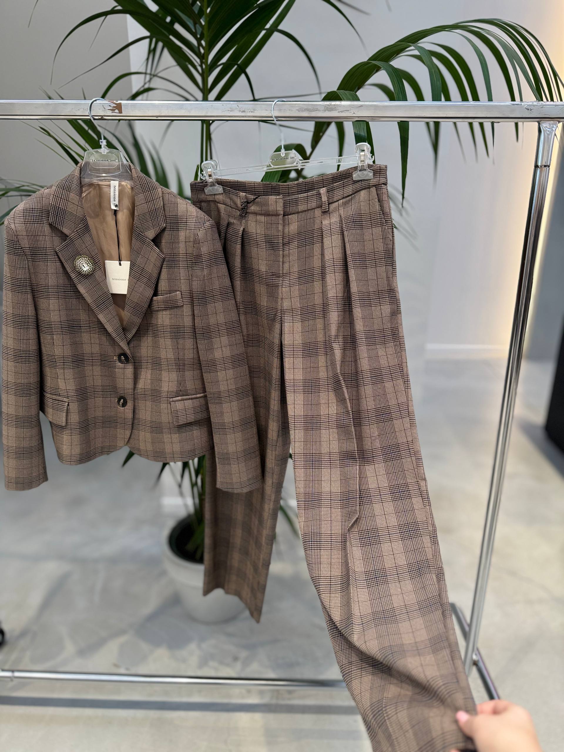 Фото Tensione in