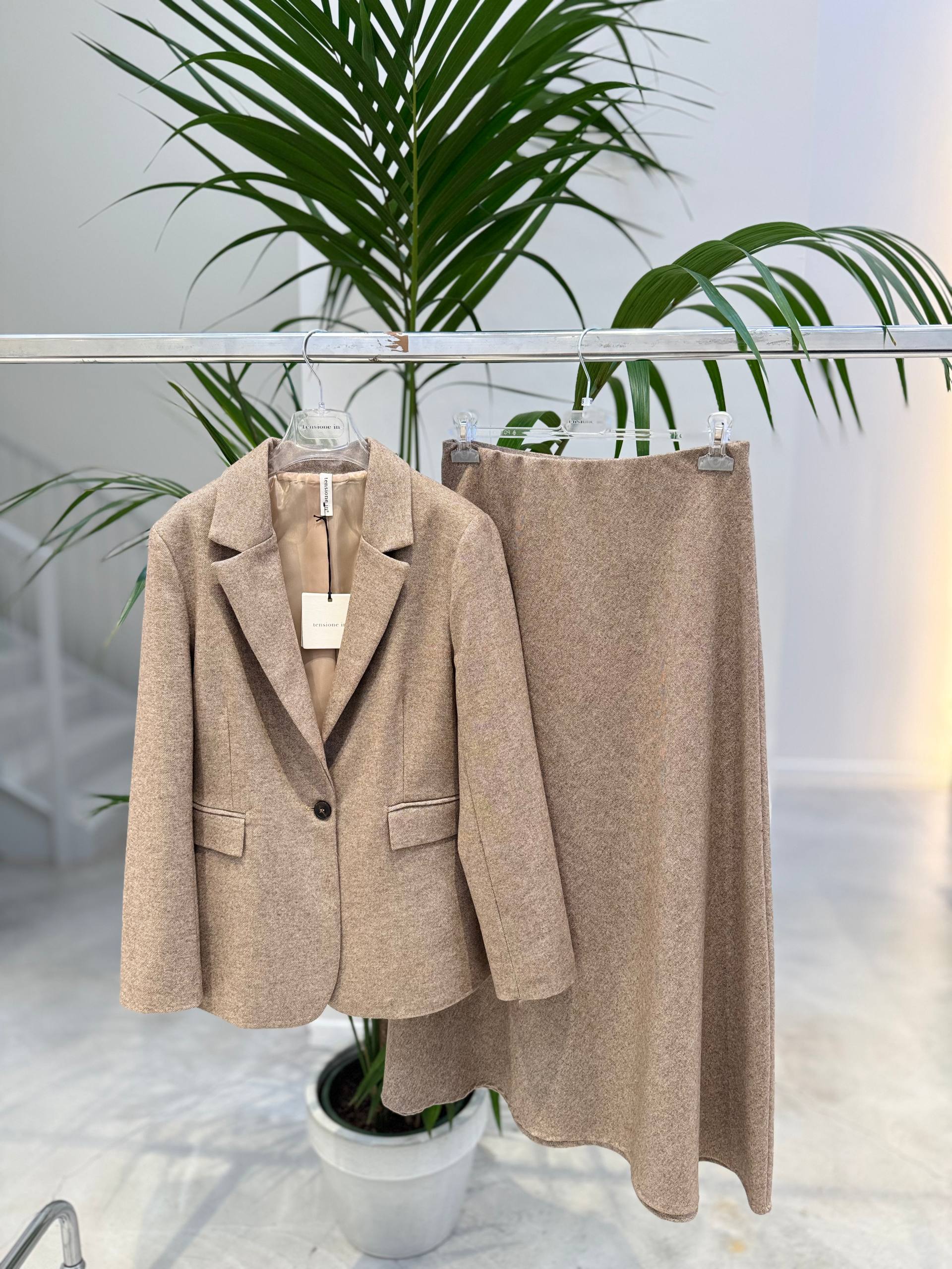 Фото Tensione in