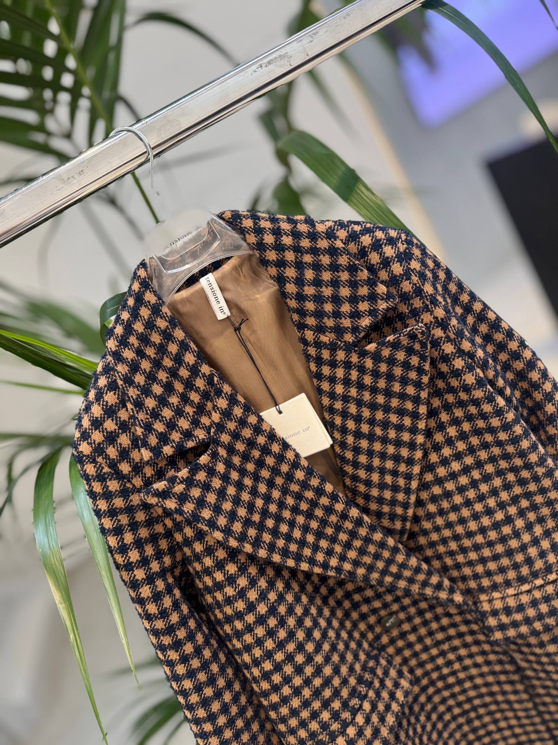 Фото Tensione in