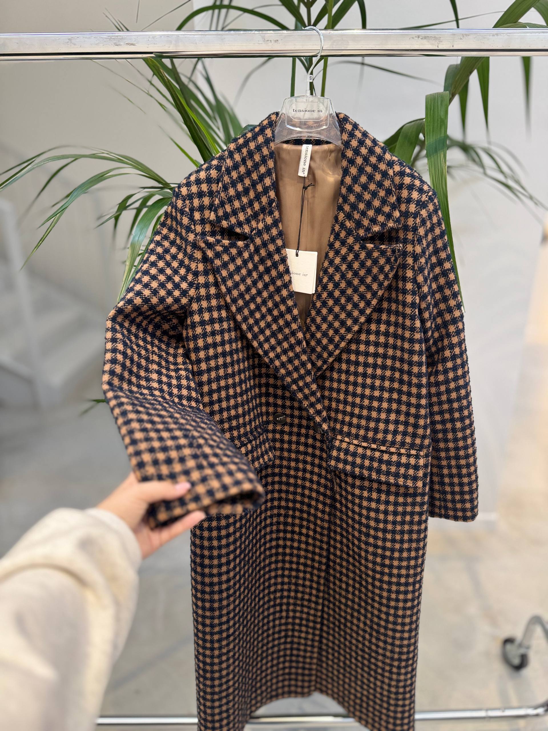 Фото Tensione in