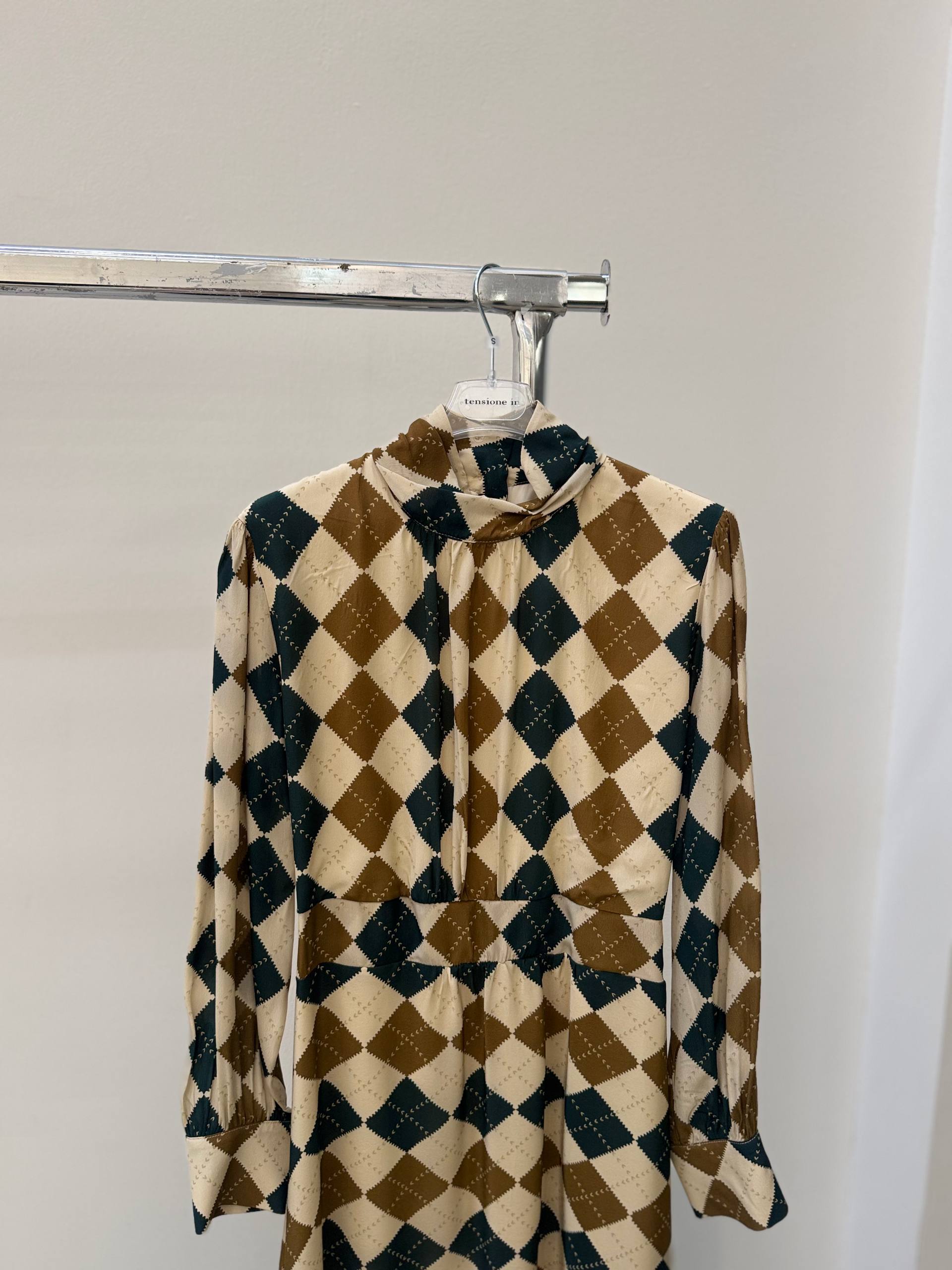 Фото Tensione in