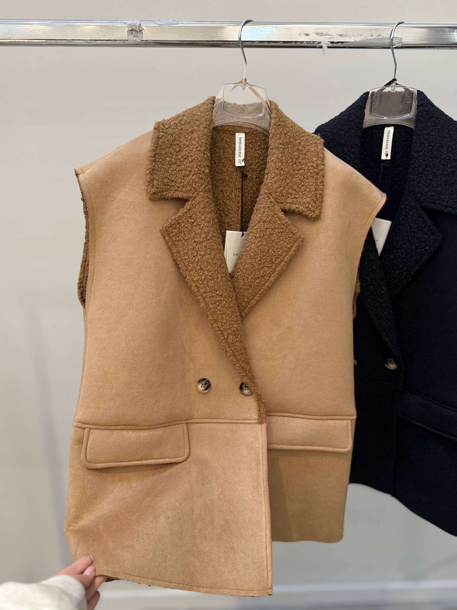 Фото Tensione in