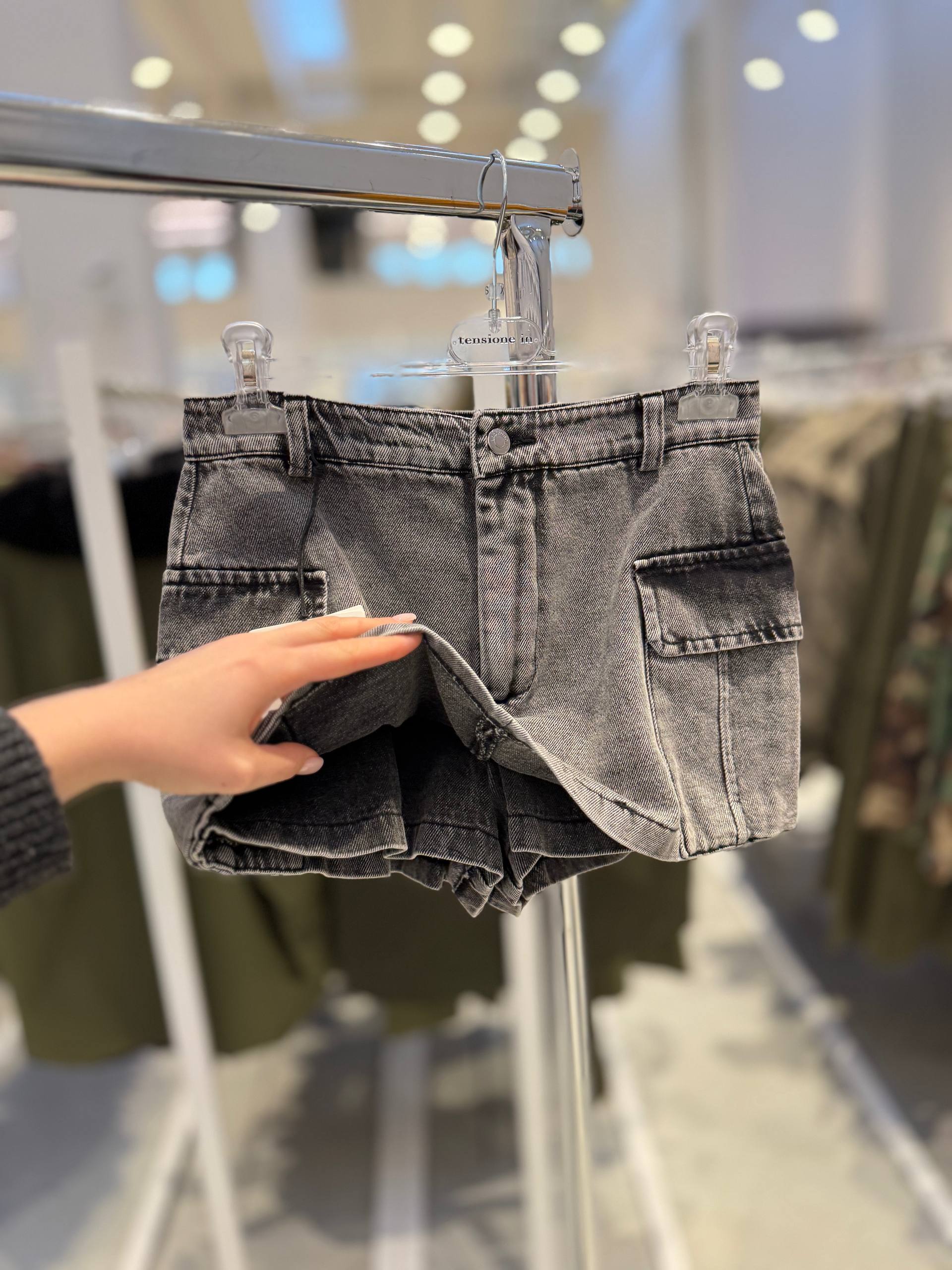 Фото Tensione in