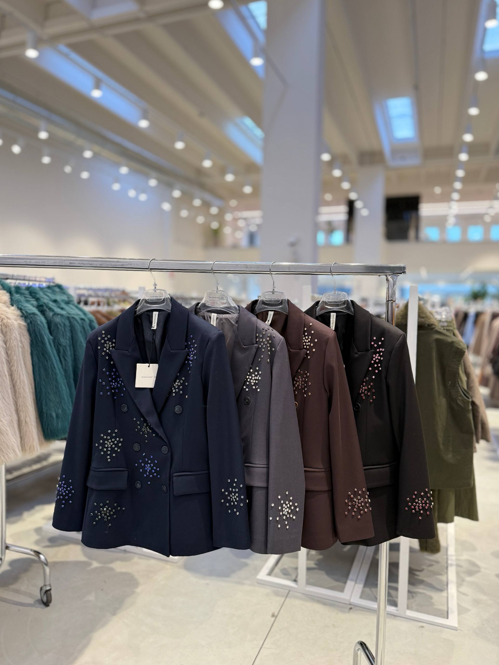 Фото Tensione in