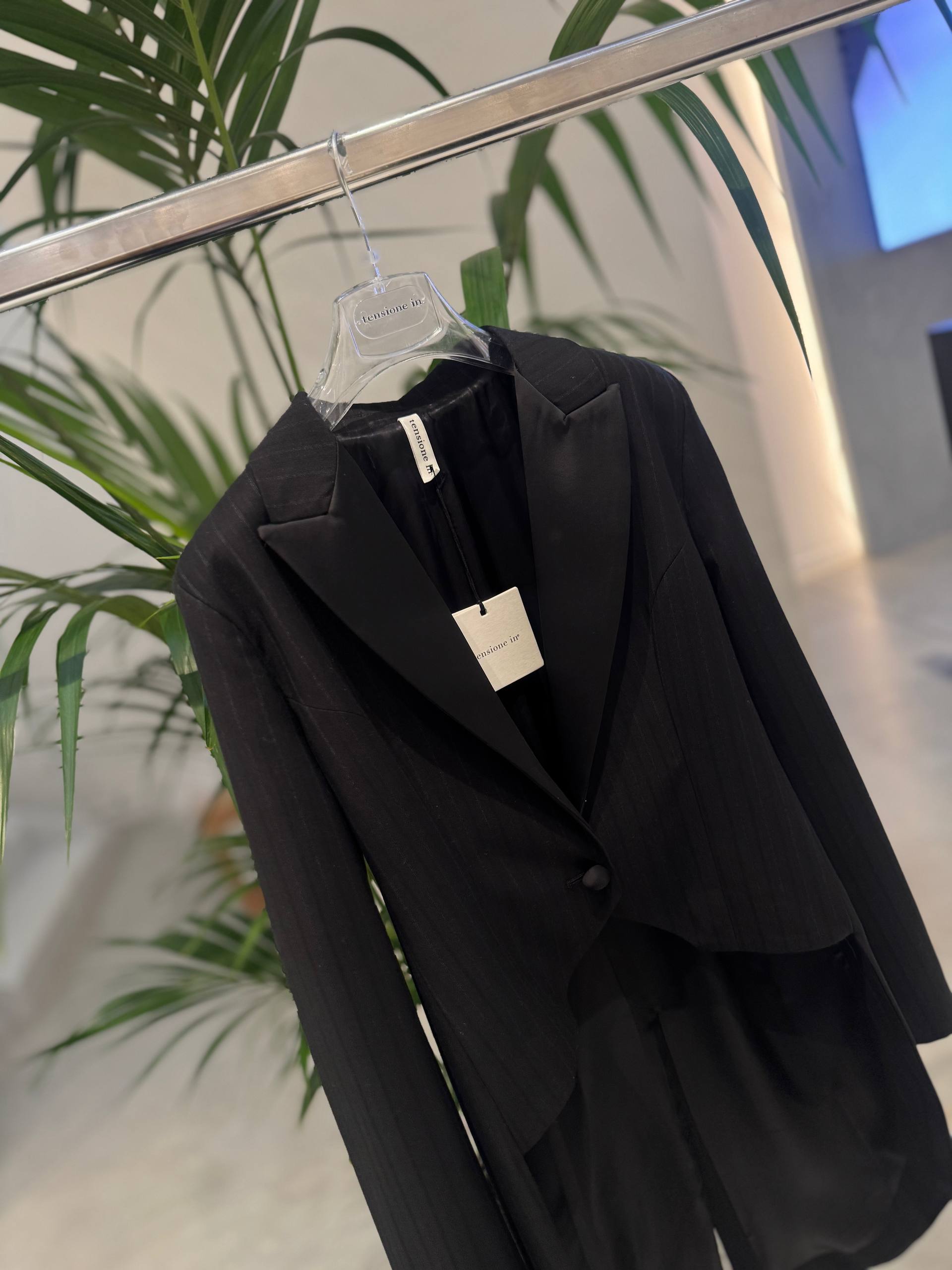 Фото Tensione in