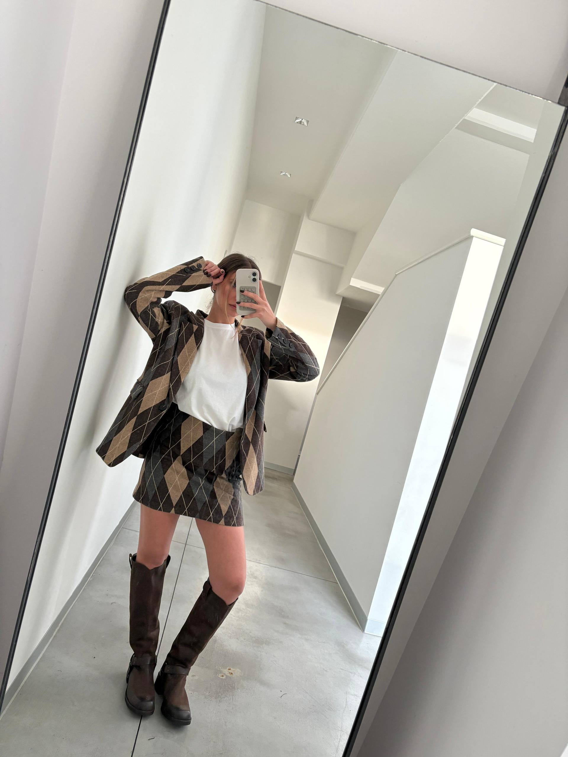 Фото Tensione in