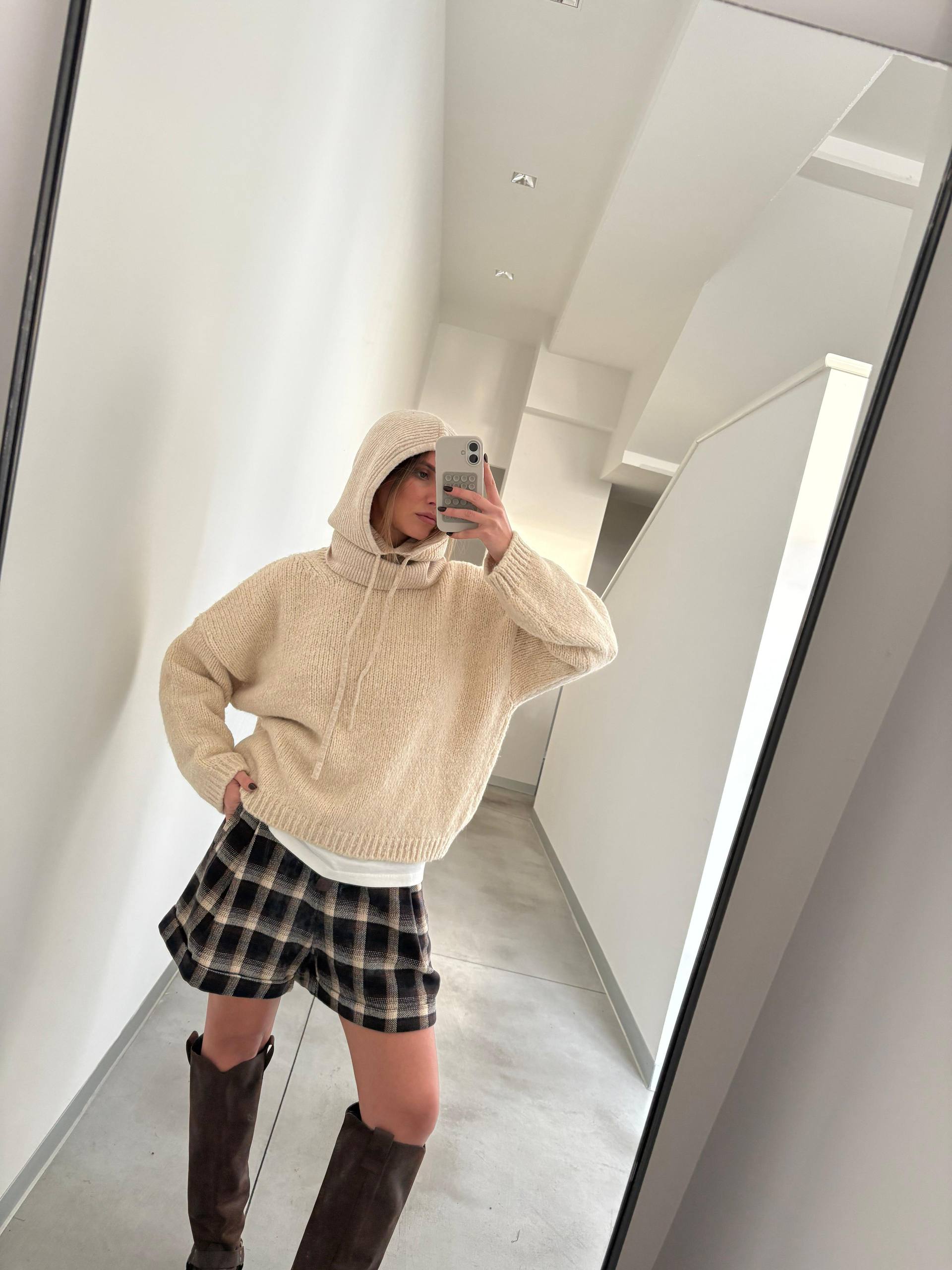 Фото Tensione in