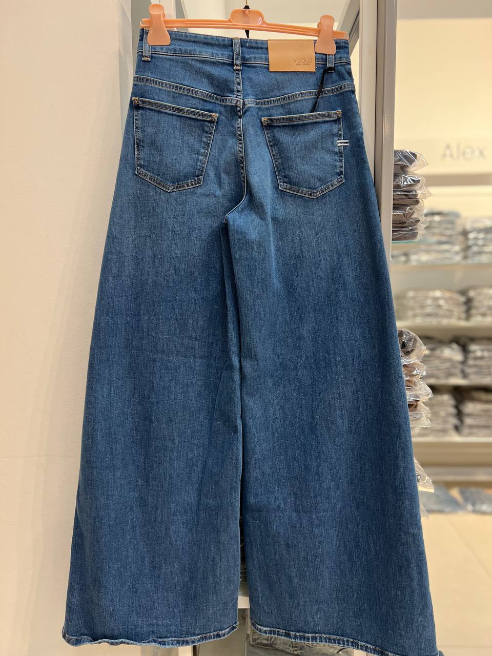 Итальянская одежда, бренд Vicolo, арт. 74000320