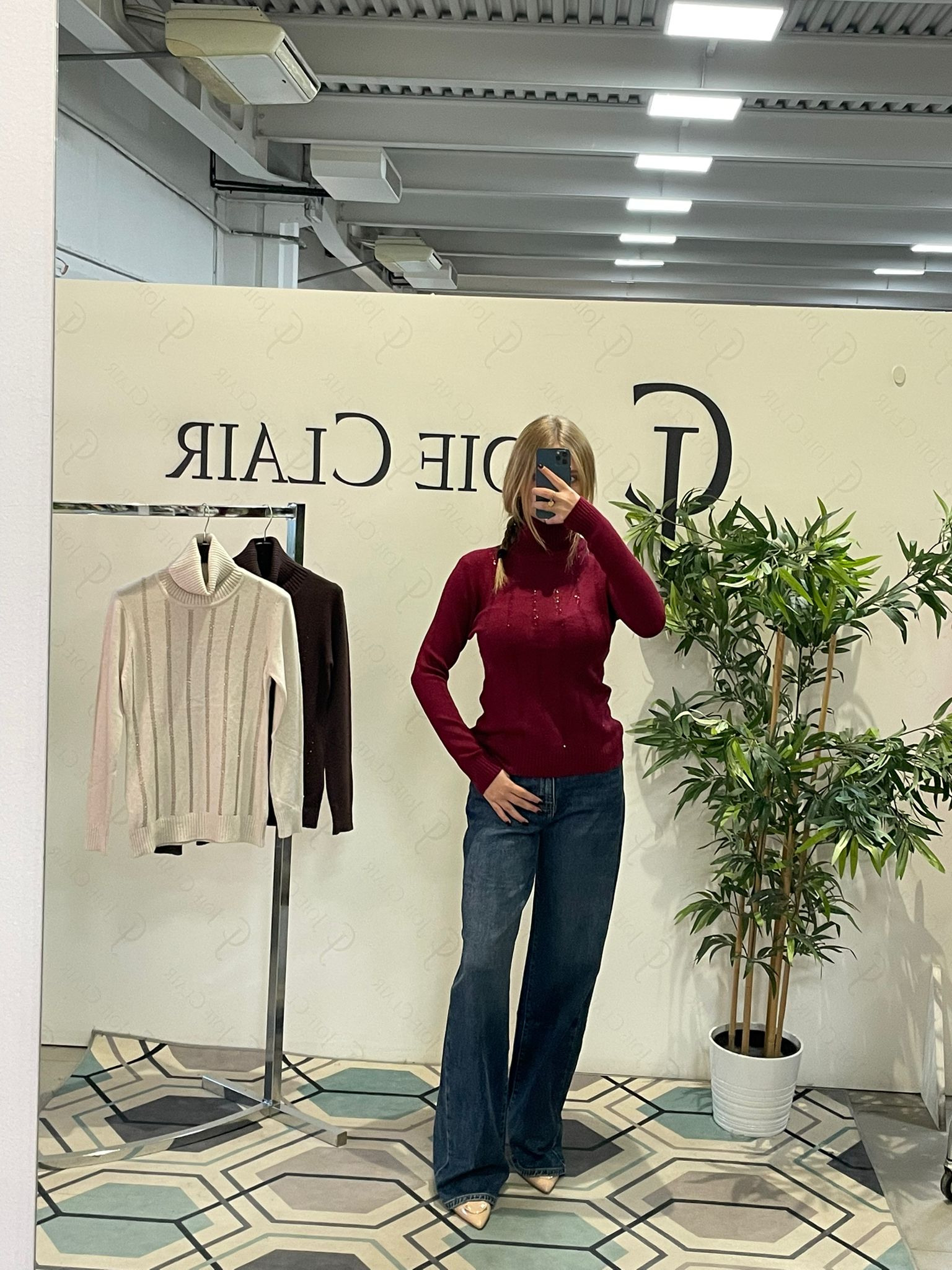 Фото Joie Clair (J-Clair)