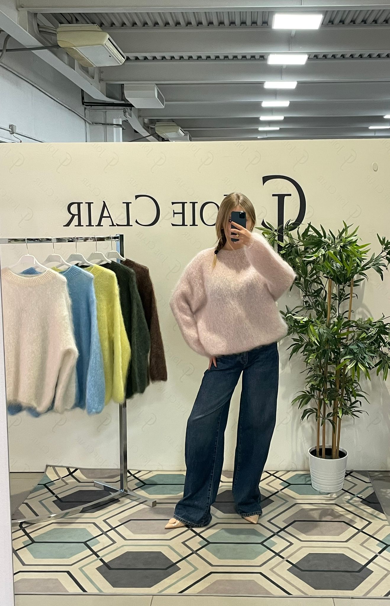 Фото Joie Clair (J-Clair)