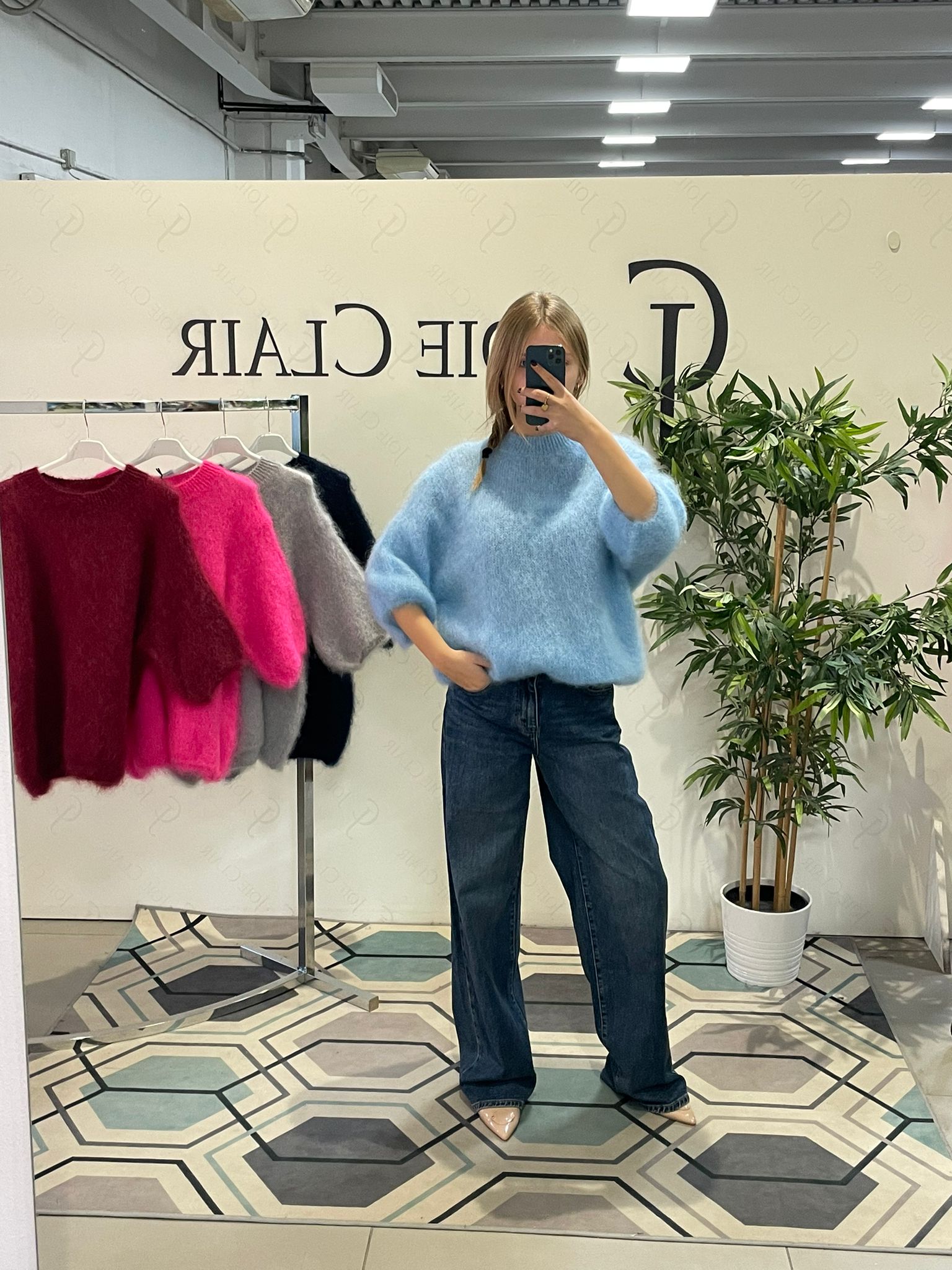 Фото Joie Clair (J-Clair)