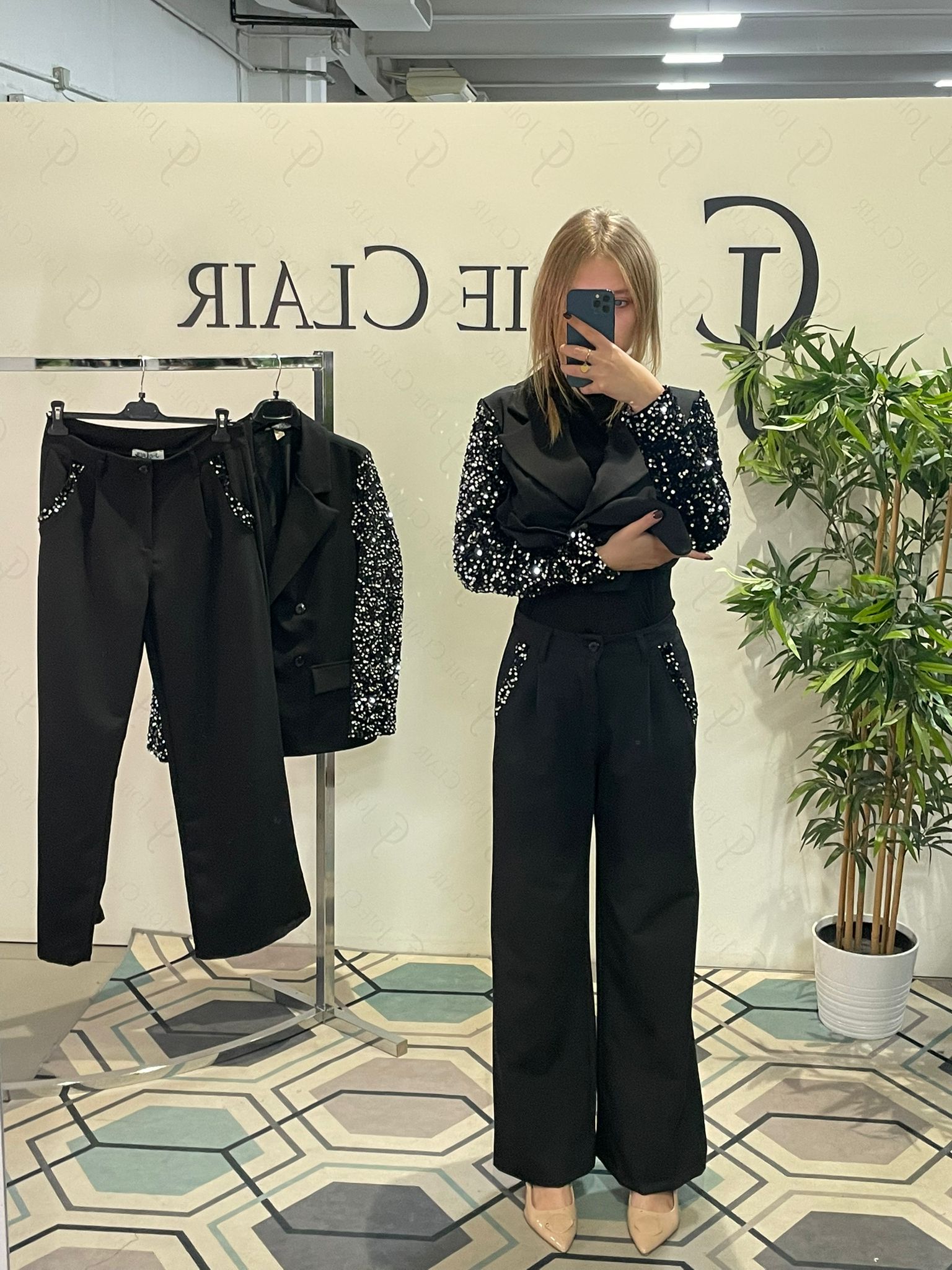 Фото Joie Clair (J-Clair)