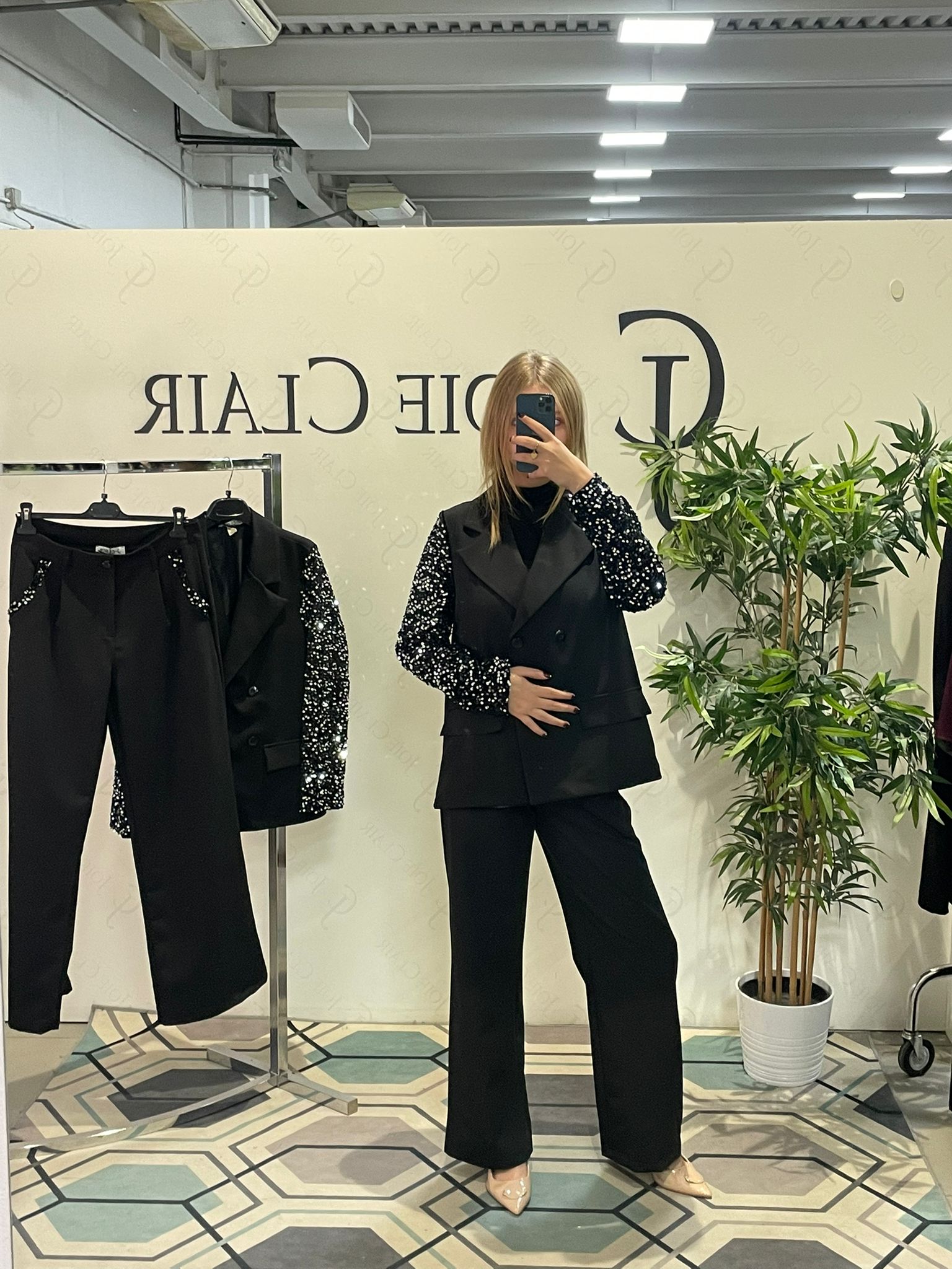 Фото Joie Clair (J-Clair)