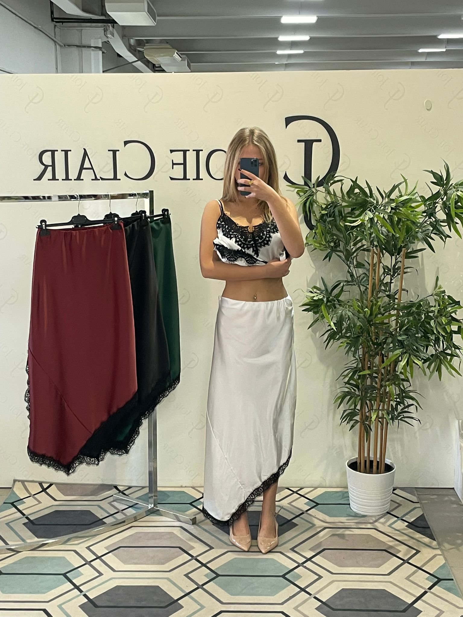 Фото Joie Clair (J-Clair)