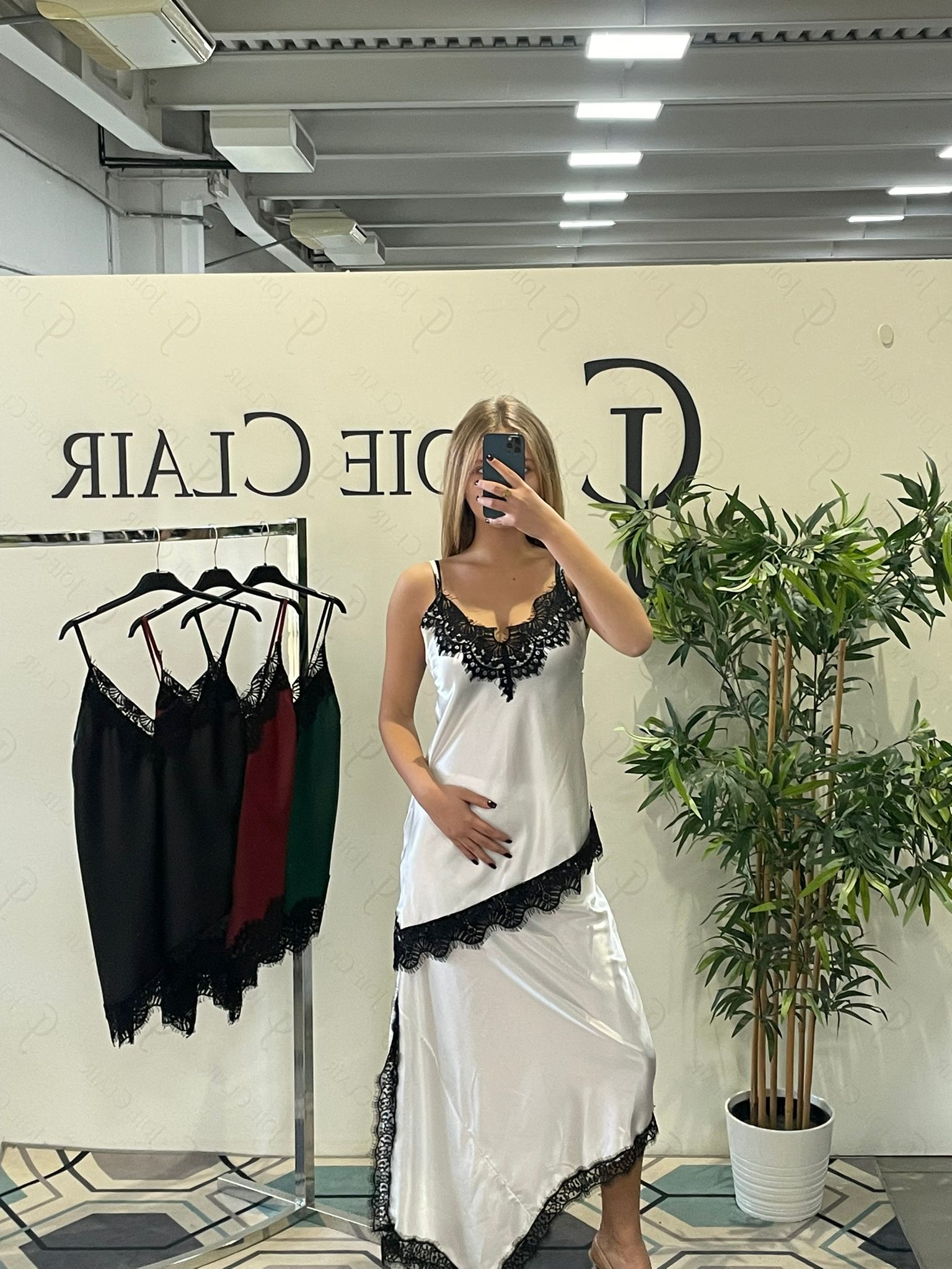 Фото Joie Clair (J-Clair)